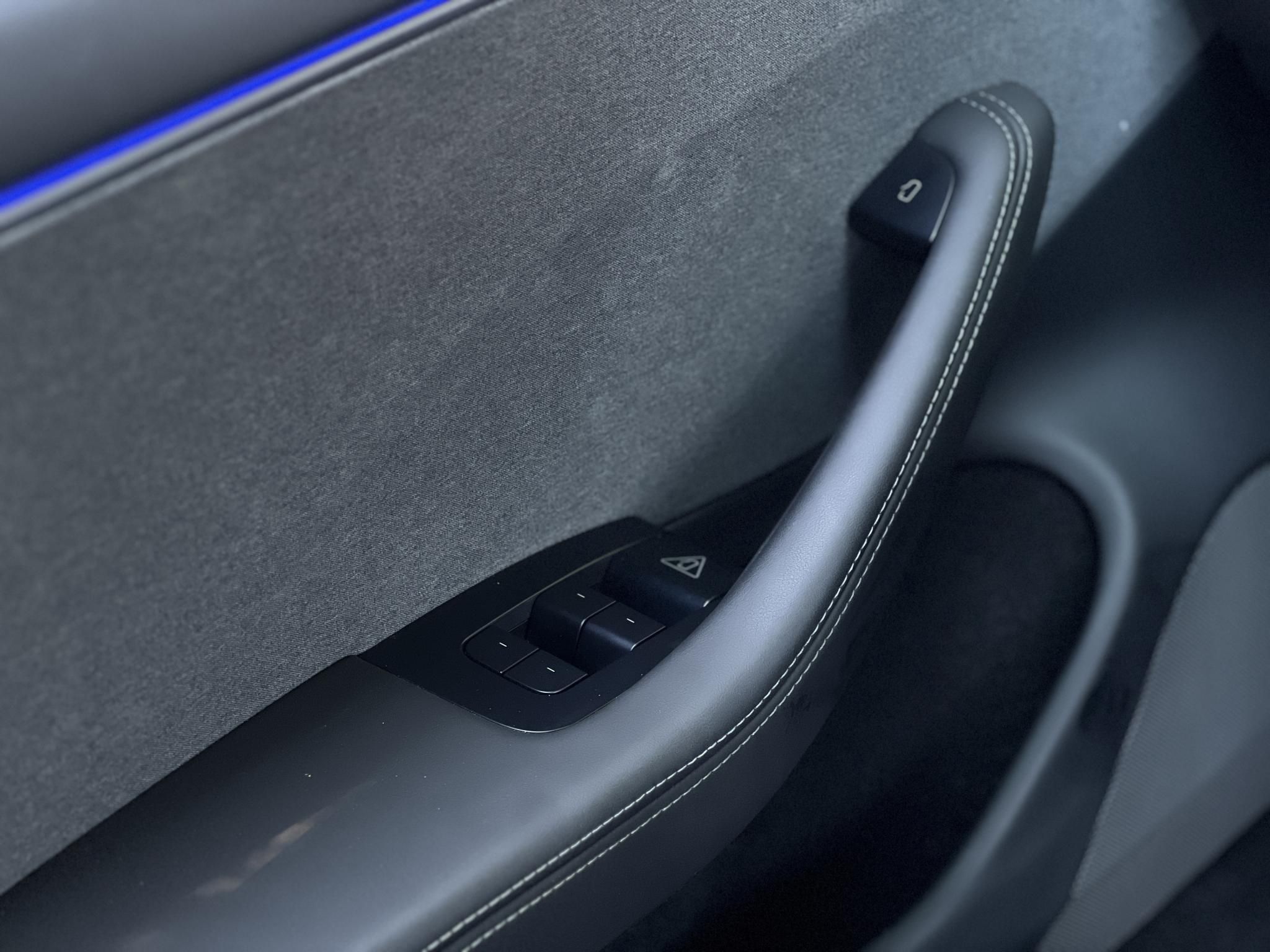 TESLA MODEL 3 RWD Premium (Automata)