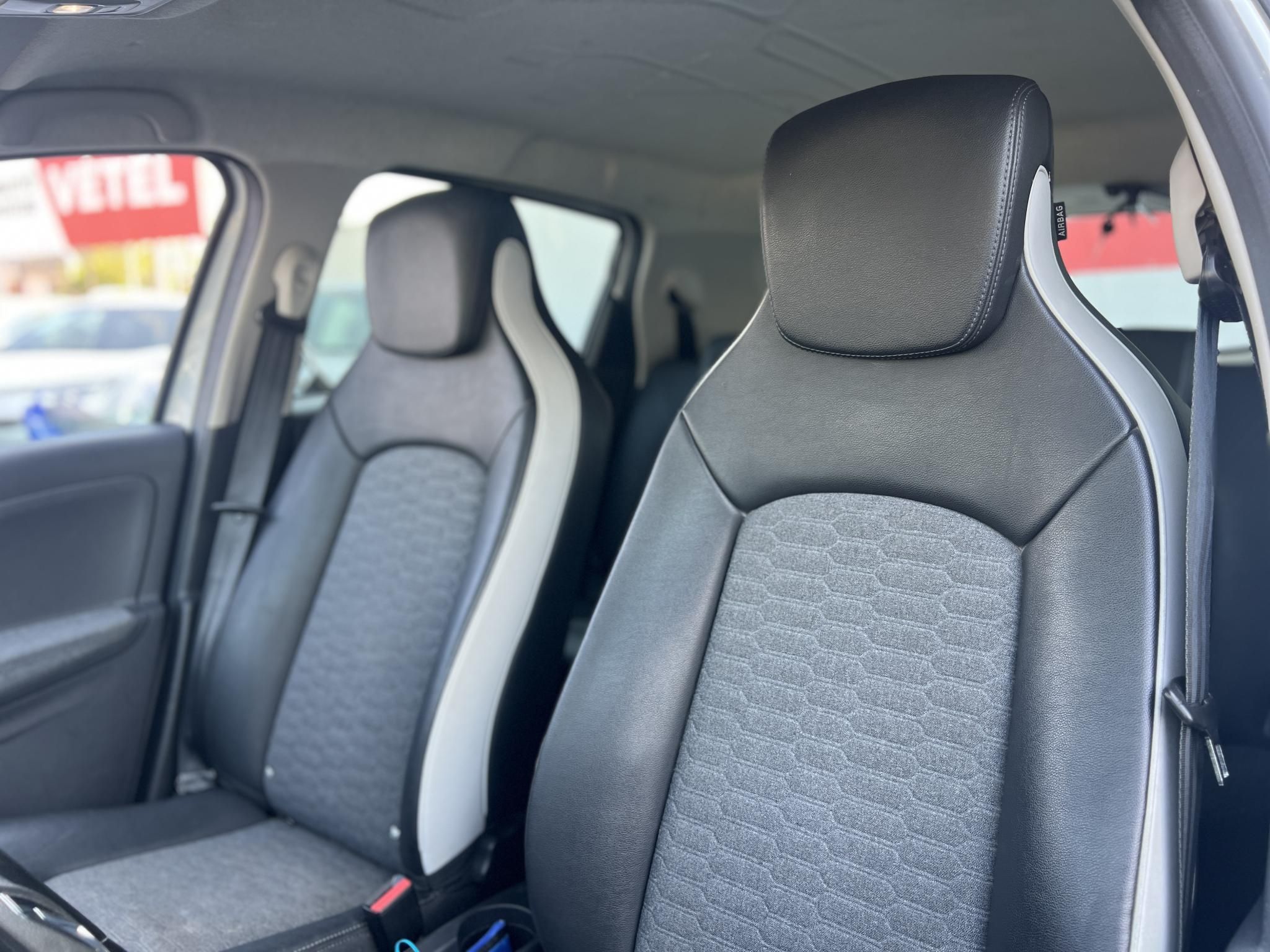 RENAULT ZOE Z.E. R135 52 kWh Intens (Automata)