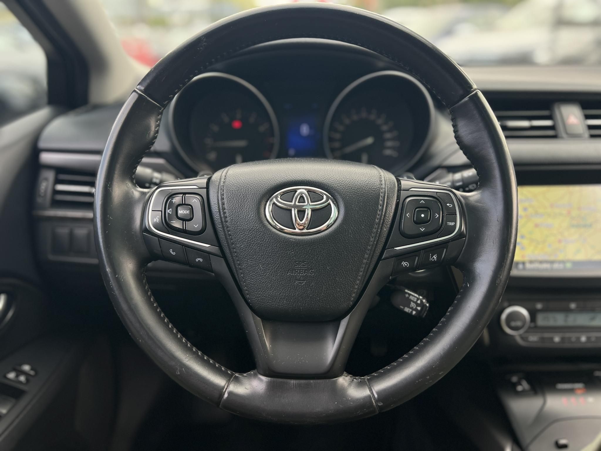 TOYOTA AVENSIS Touring Sports 2.0 Executive CVT Magyarországi. Gyári fényezés. Végig vezetett szervizkönyv!
