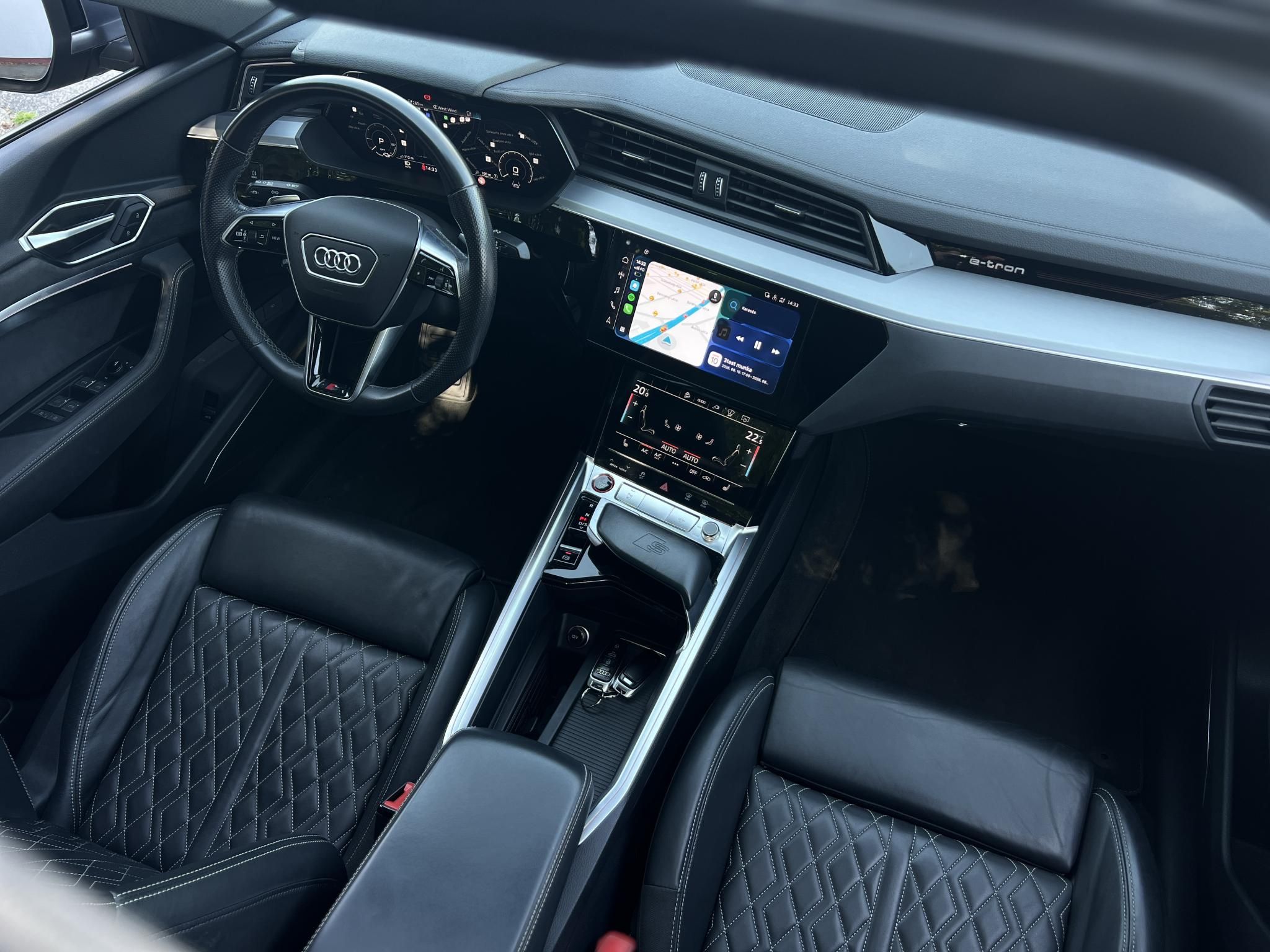 AUDI E-TRON Sportback 60 S quattro (Automata) 55e km. Bang And Olufsen. panoráma tető. head-up. CARPLAY. garanciális!