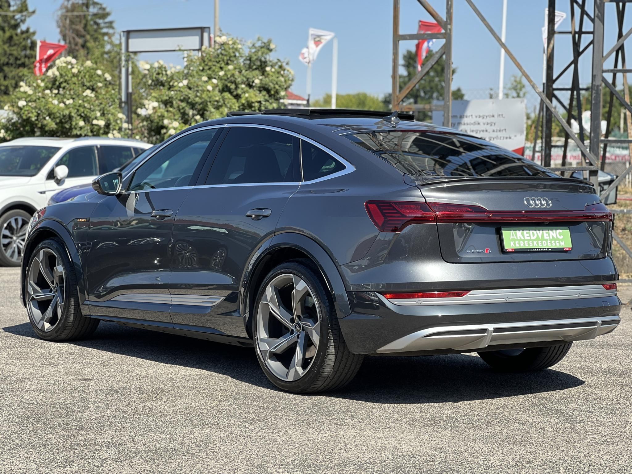 AUDI E-TRON Sportback 60 S quattro (Automata) 55e km. Bang And Olufsen. panoráma tető. head-up. CARPLAY. garanciális!