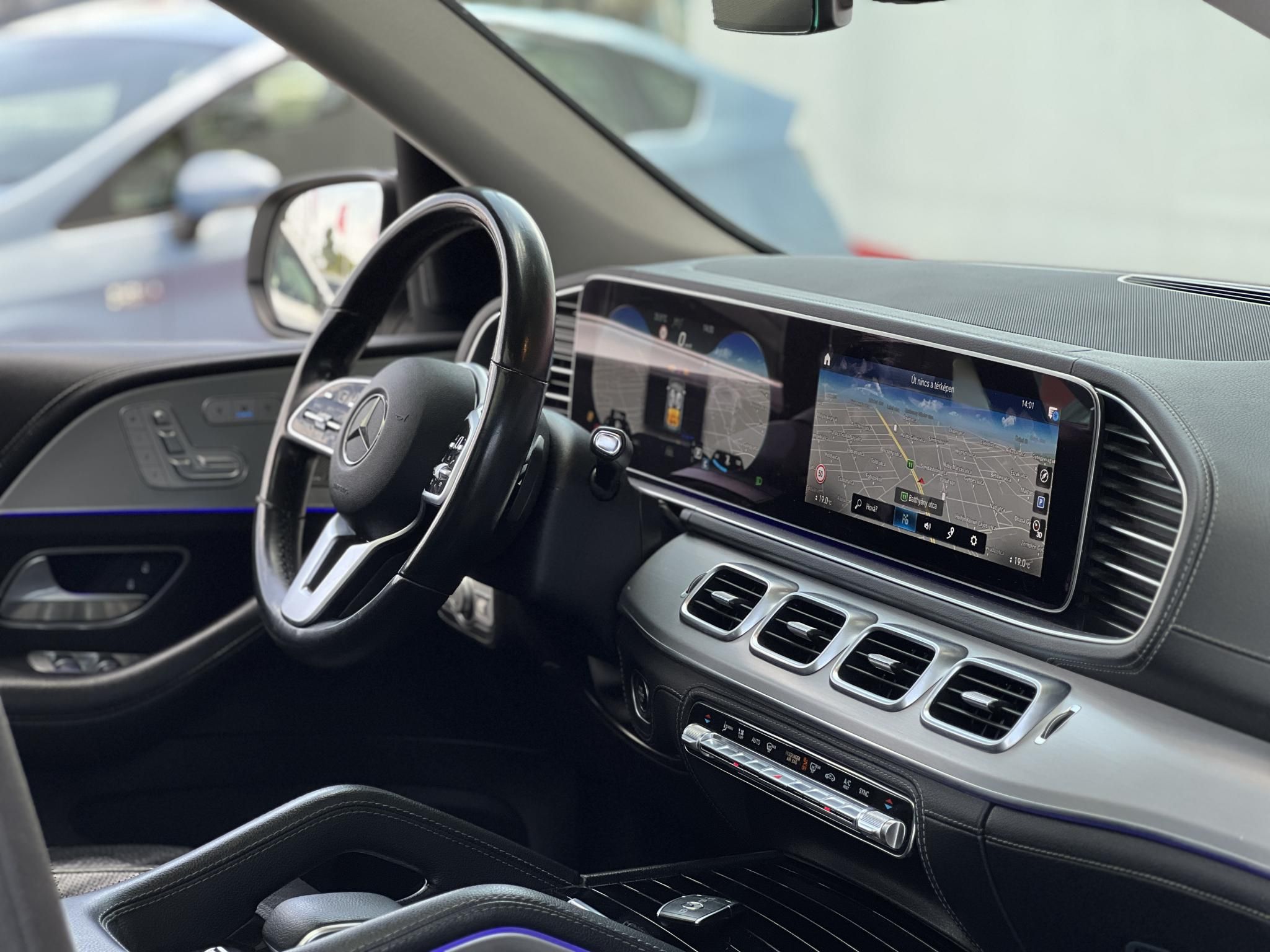 MERCEDES-BENZ GLE 400 d 4Matic 9G-TRONIC Magyarországi Végig vezetett szervizkönyv Burmester Carplay Masszázs ülés!