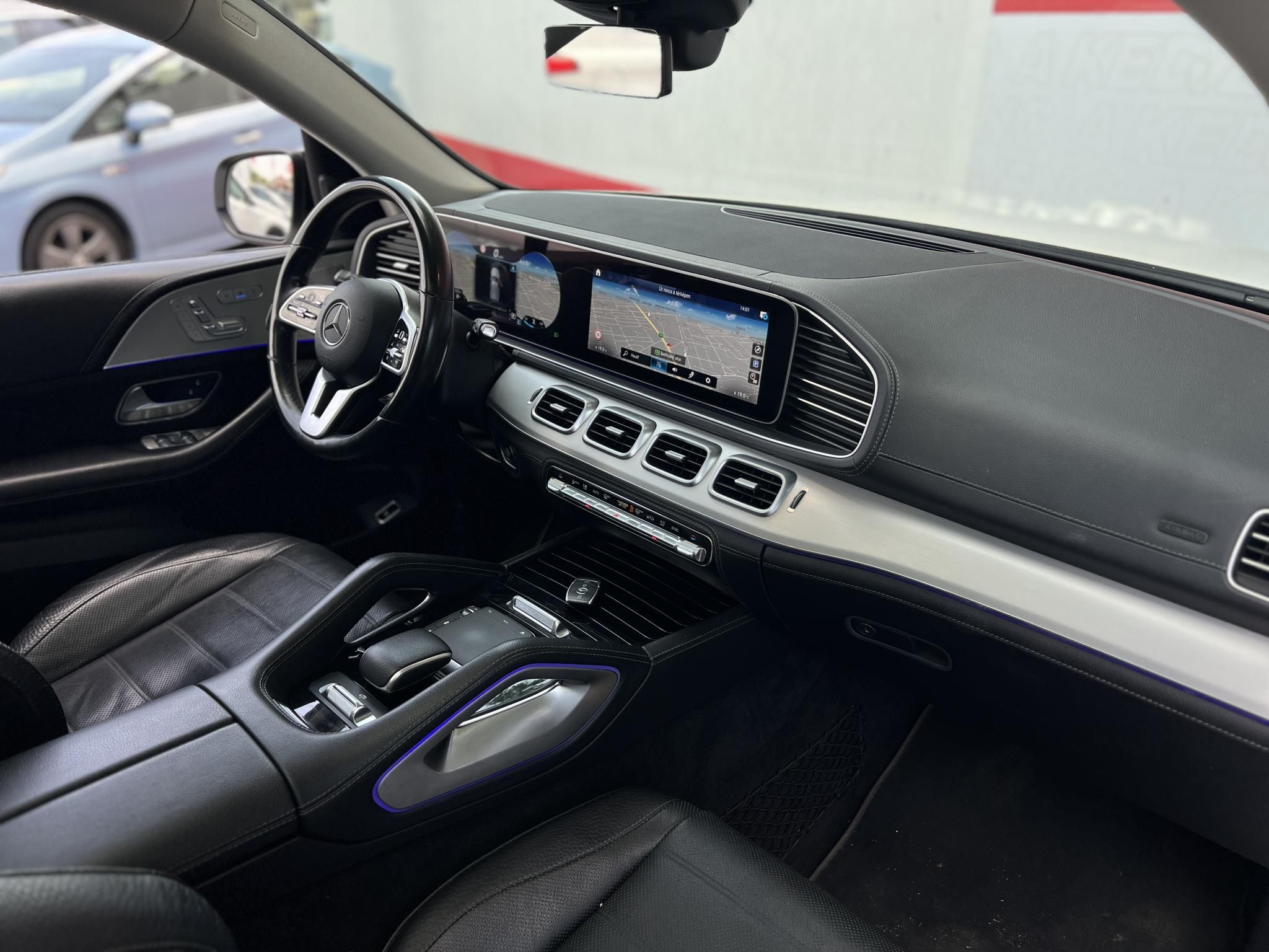 MERCEDES-BENZ GLE 400 d 4Matic 9G-TRONIC Magyarországi Végig vezetett szervizkönyv Burmester Carplay Masszázs ülés!
