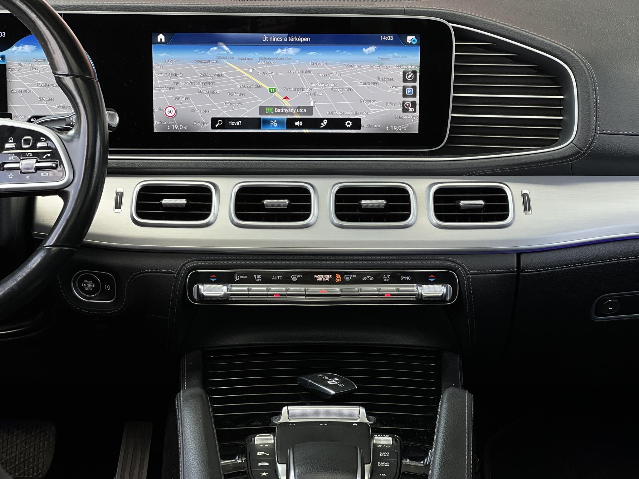 MERCEDES-BENZ GLE 400 d 4Matic 9G-TRONIC Magyarországi Végig vezetett szervizkönyv Burmester Carplay Masszázs ülés!