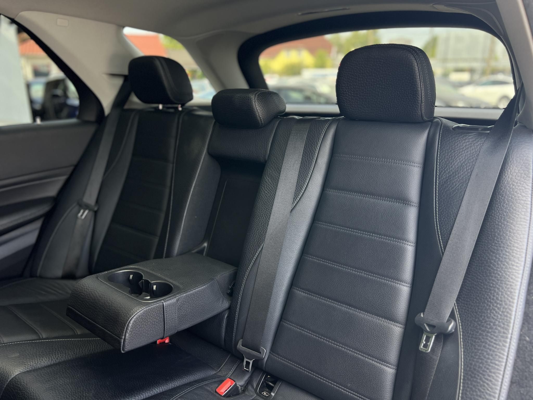 MERCEDES-BENZ GLE 400 d 4Matic 9G-TRONIC Magyarországi Végig vezetett szervizkönyv Burmester Carplay Masszázs ülés!
