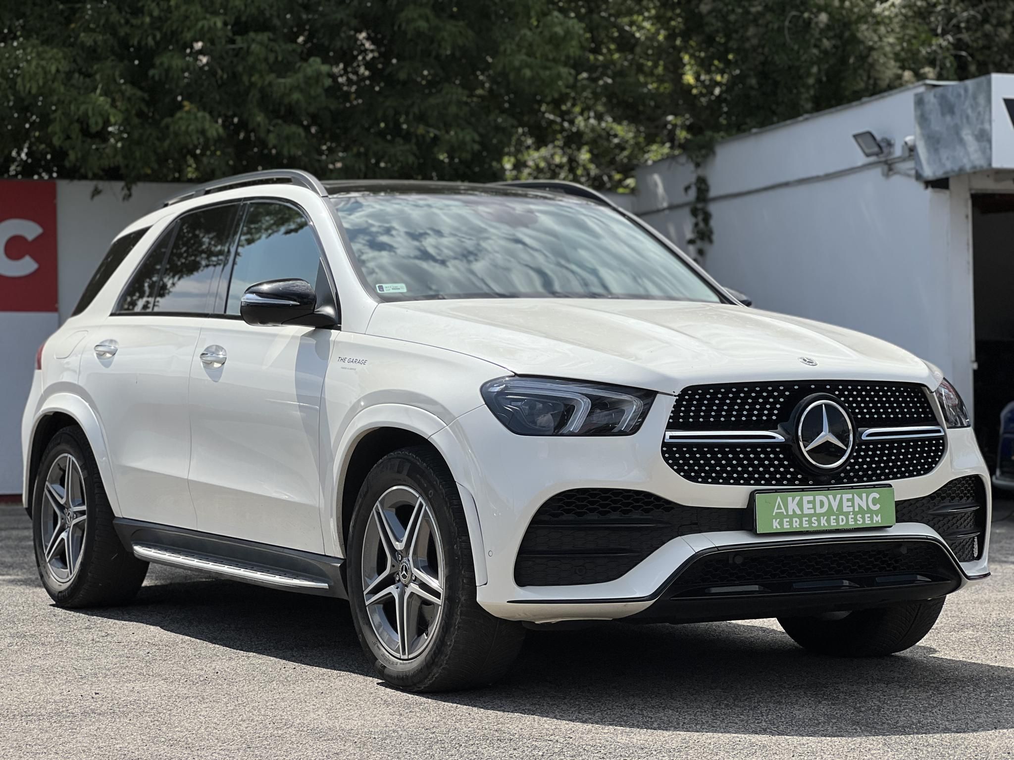 MERCEDES-BENZ GLE 400 d 4Matic 9G-TRONIC Magyarországi Végig vezetett szervizkönyv Burmester Carplay Masszázs ülés!