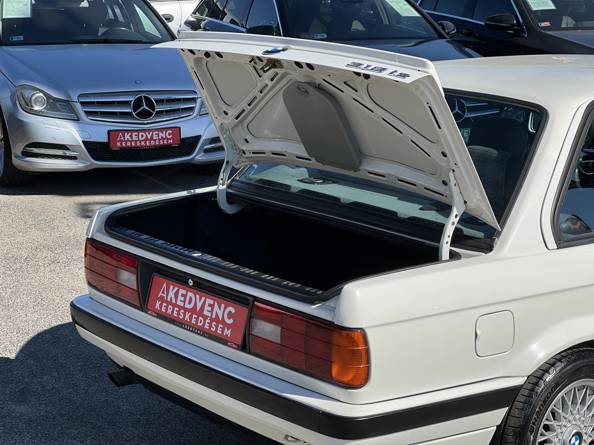 BMW 318is