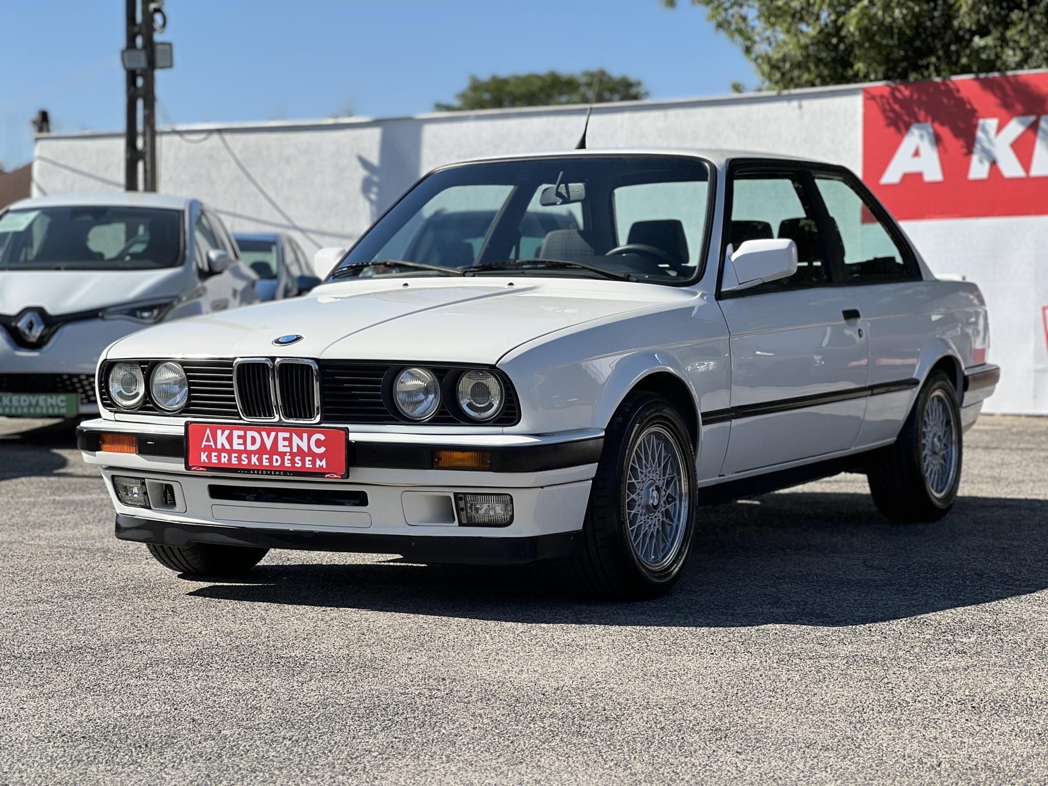 BMW 318is