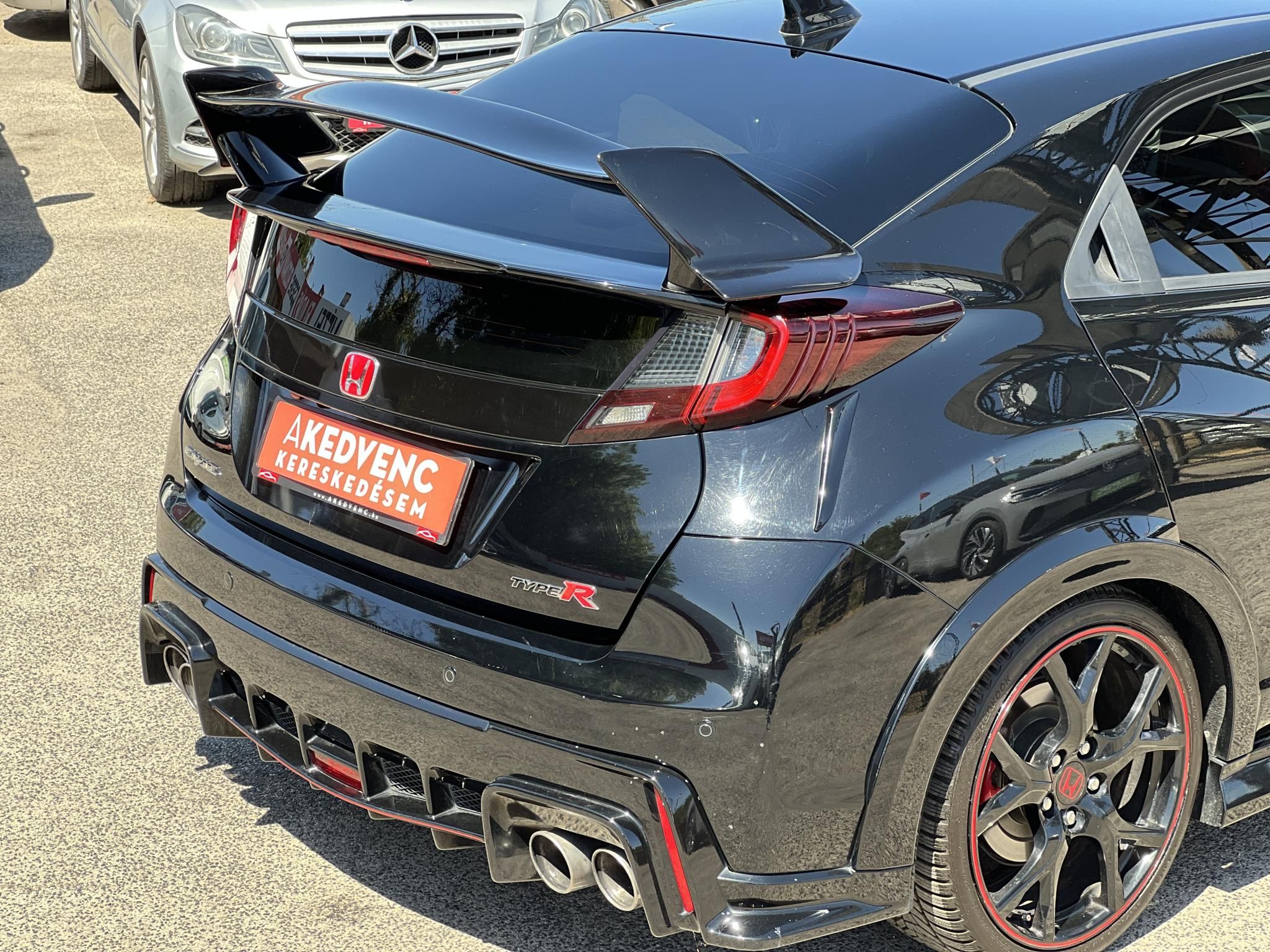 HONDA CIVIC 2.0 Type R GT Pack Dokumentált előélet. Wagner intercooler. Rendszeresen karbantartott!