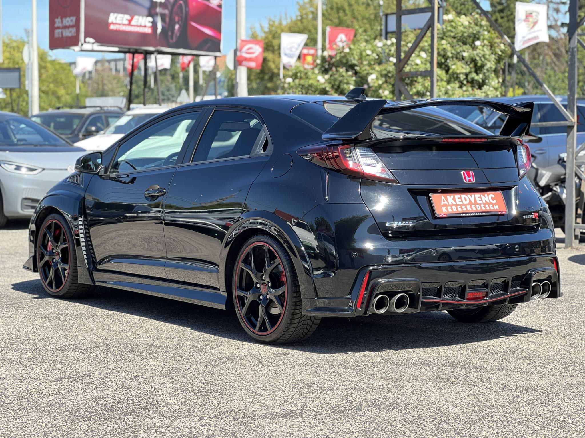 HONDA CIVIC 2.0 Type R GT Pack Dokumentált előélet. Wagner intercooler. Rendszeresen karbantartott!
