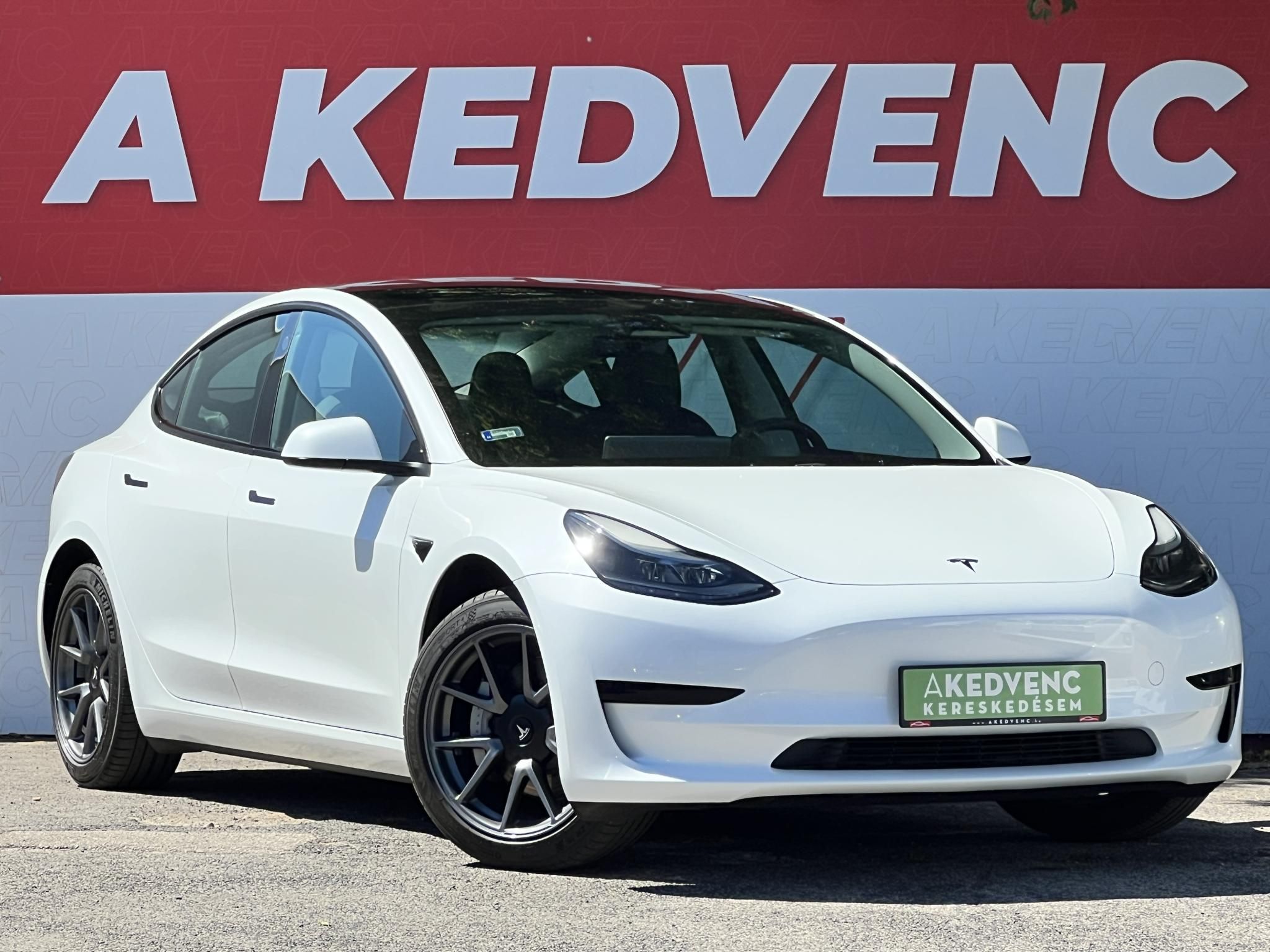 TESLA MODEL 3 RWD (Automata) Ryzen Hőszivattyú Mátrix LED. 63e km Magyar rendszámos Garanciális!