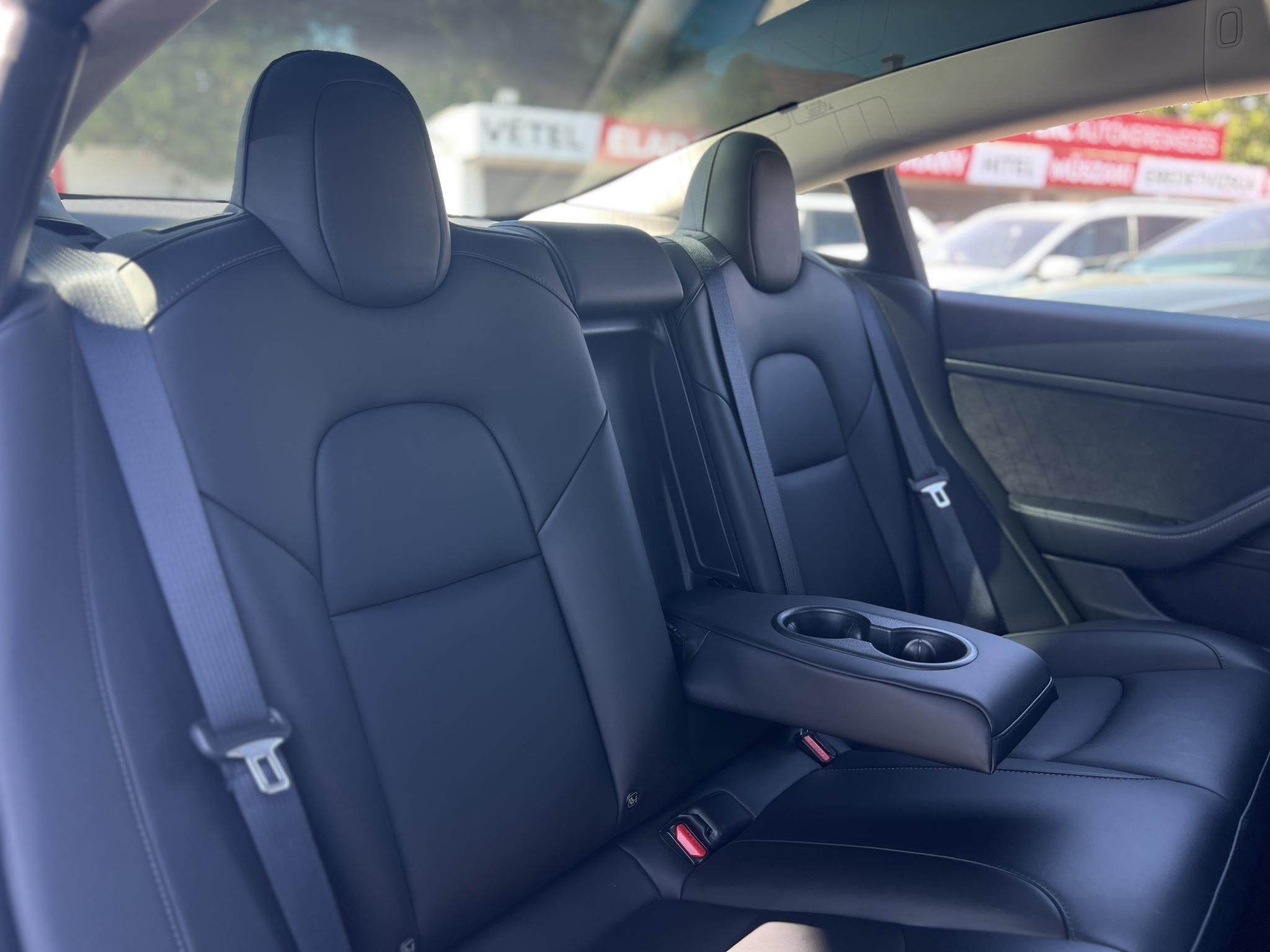 TESLA MODEL 3 RWD (Automata) Ryzen Hőszivattyú Mátrix LED. 63e km Magyar rendszámos Garanciális!