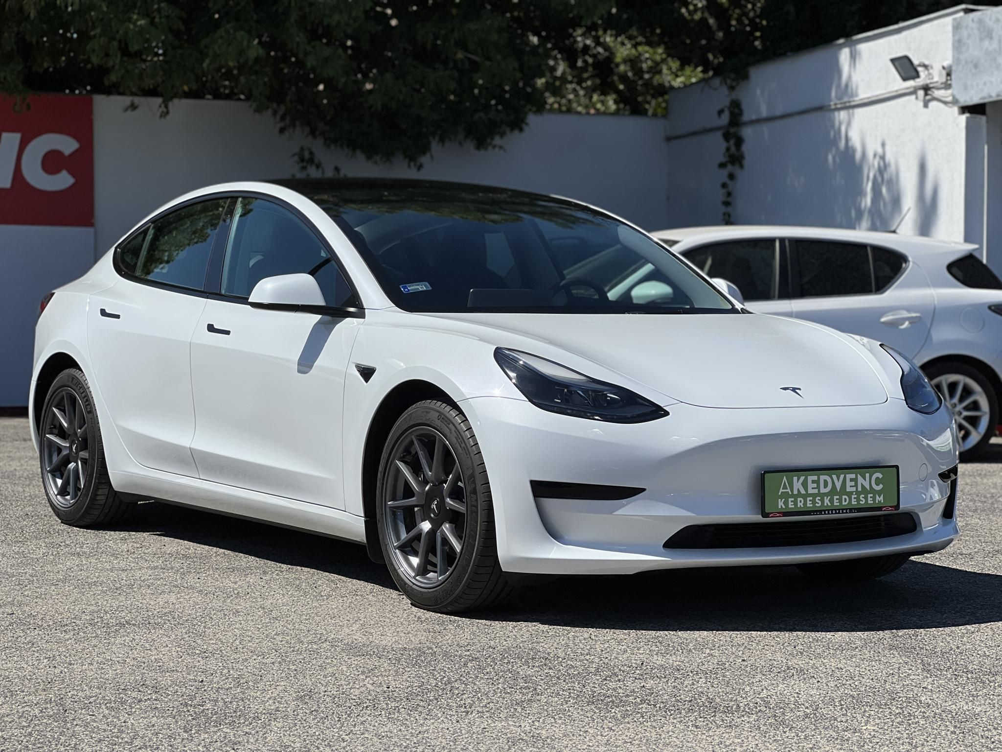 TESLA MODEL 3 RWD (Automata) Ryzen Hőszivattyú Mátrix LED. 63e km Magyar rendszámos Garanciális!