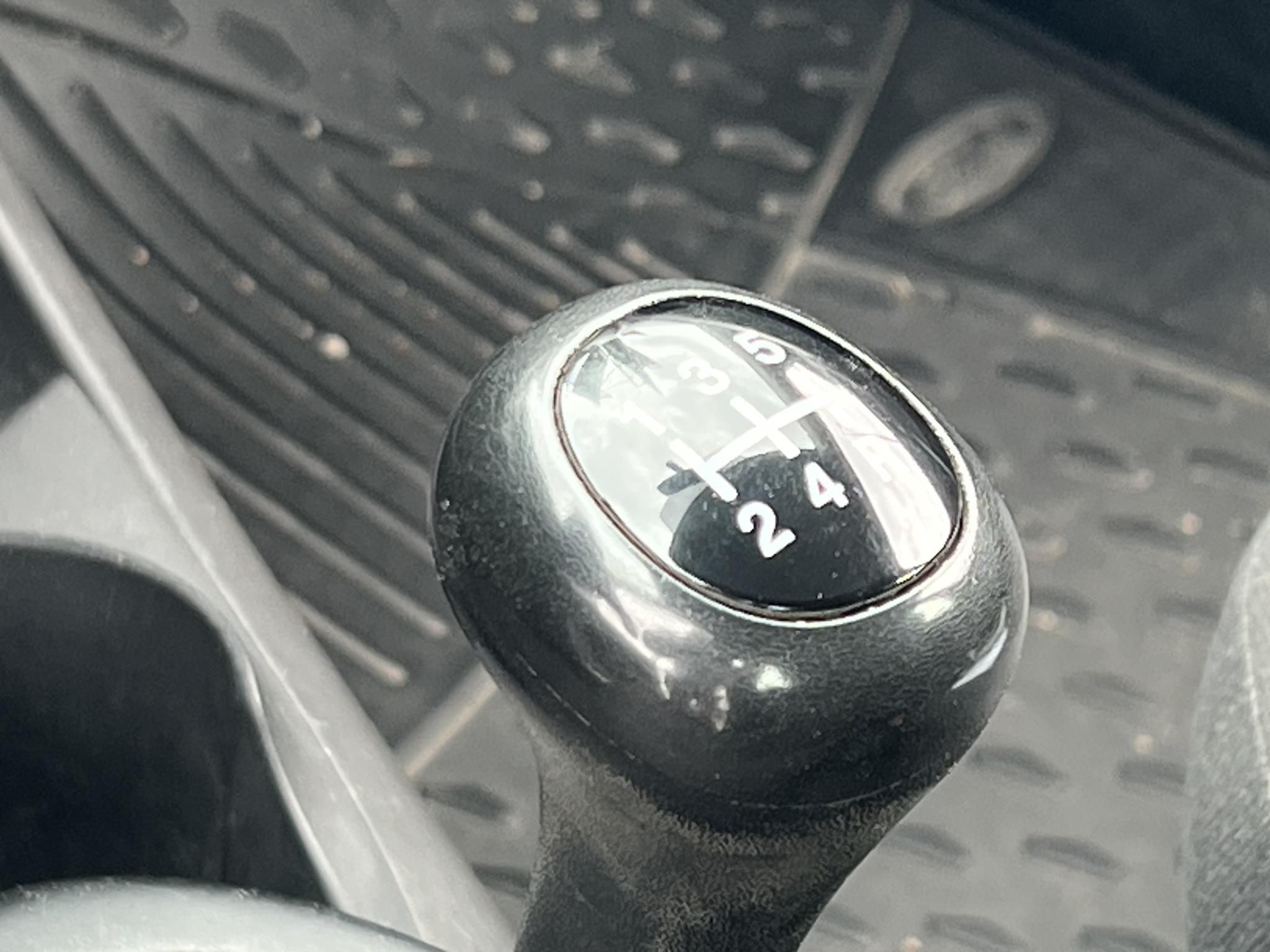 FORD FOCUS 1.4 Comfort Magyarország 116e km Friss vizsga Klíma!