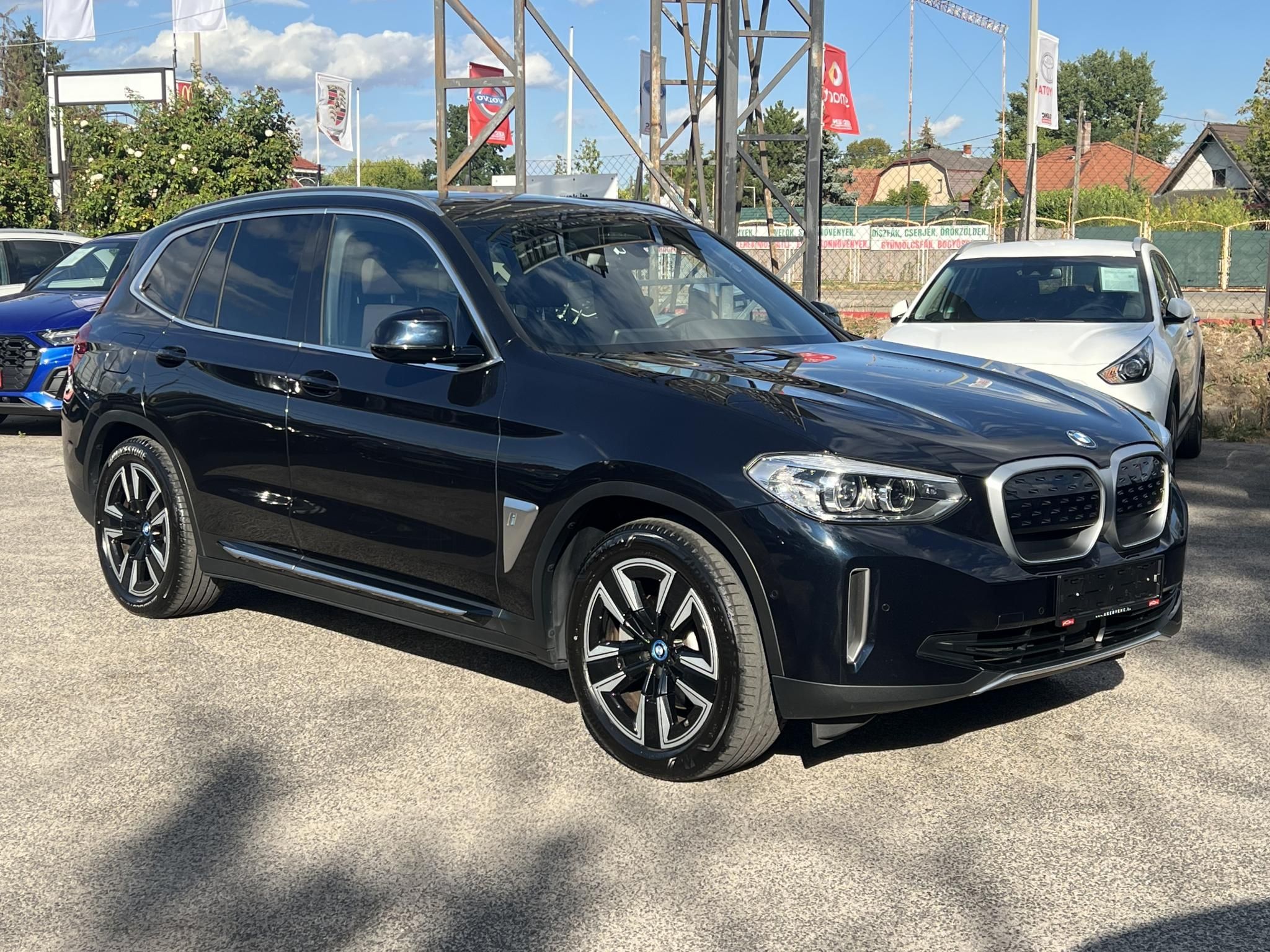 BMW IX3 73,9kWh Exkluzív konyak bőr Virtual Cockpit Panoráma tető Carplay!
