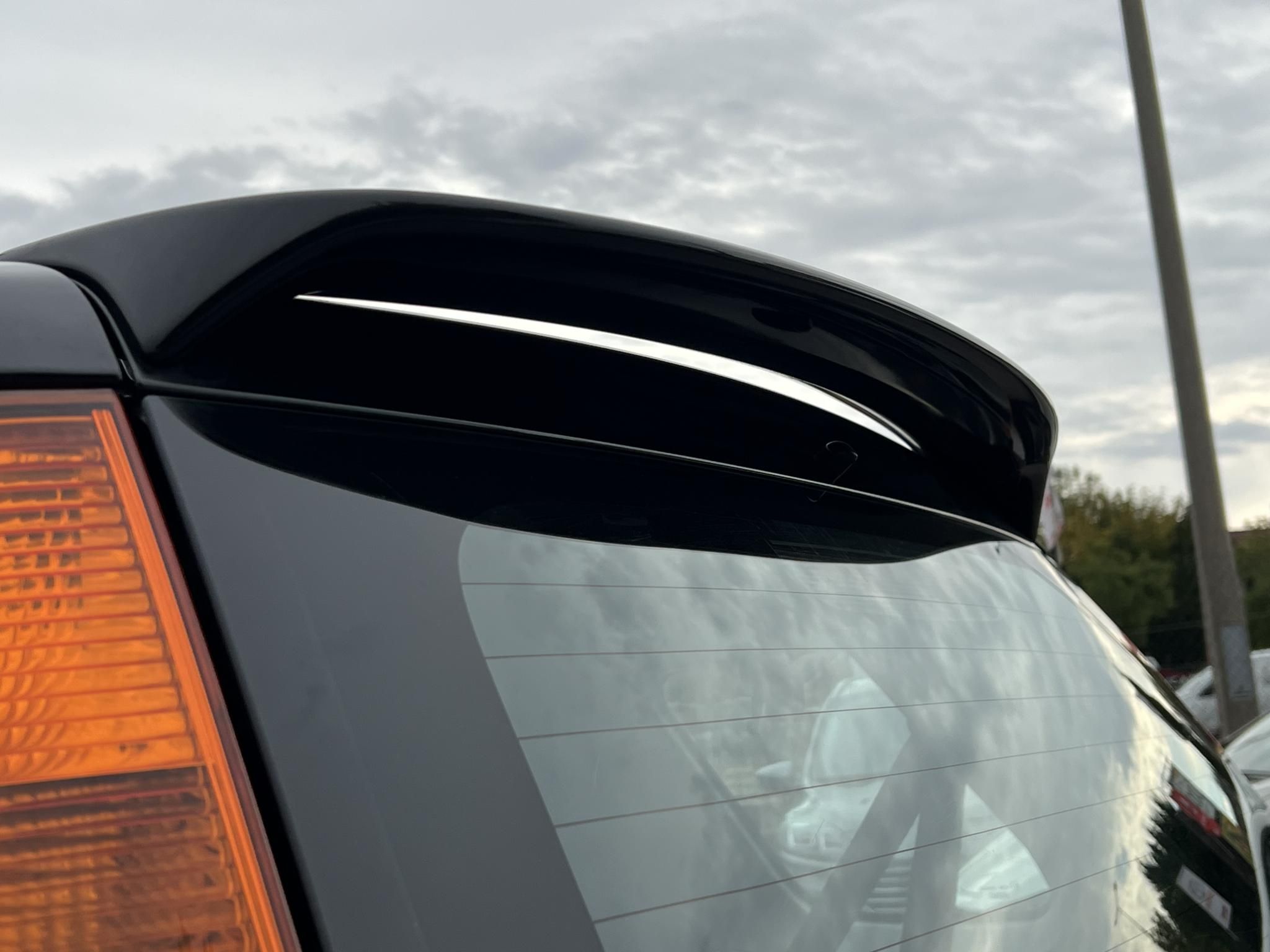 SUZUKI IGNIS 1.3 GLX AC Magyarországi. klíma. ülésfűtés. vonóhorog. 4 évszakos gumik!