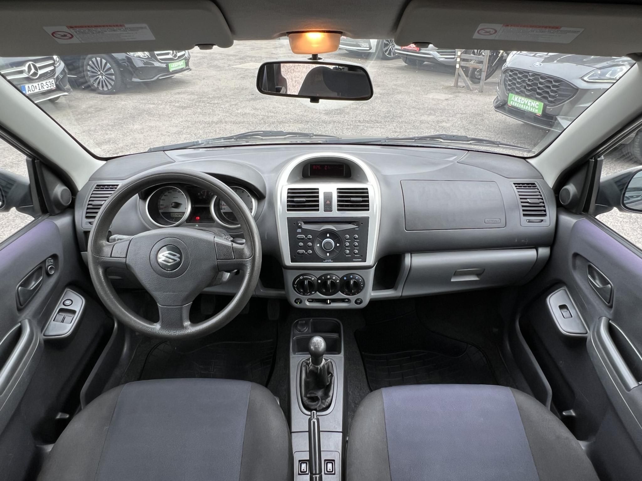 SUZUKI IGNIS 1.3 GLX AC Magyarországi. klíma. ülésfűtés. vonóhorog. 4 évszakos gumik!