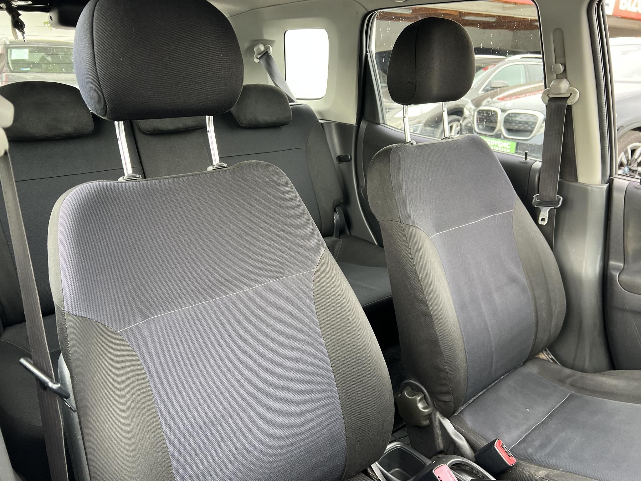 SUZUKI IGNIS 1.3 GLX AC Magyarországi. klíma. ülésfűtés. vonóhorog. 4 évszakos gumik!