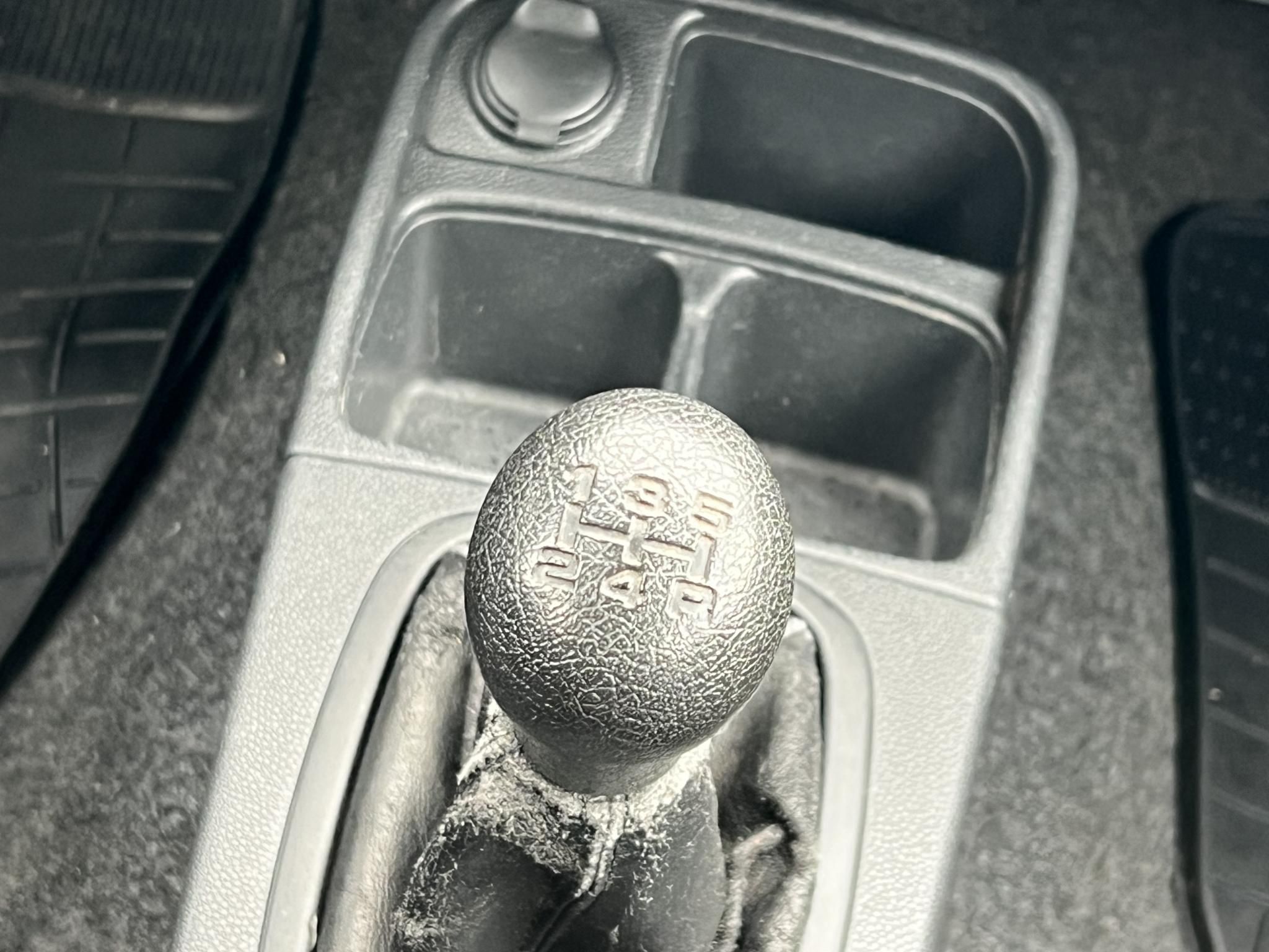 SUZUKI IGNIS 1.3 GLX AC Magyarországi. klíma. ülésfűtés. vonóhorog. 4 évszakos gumik!