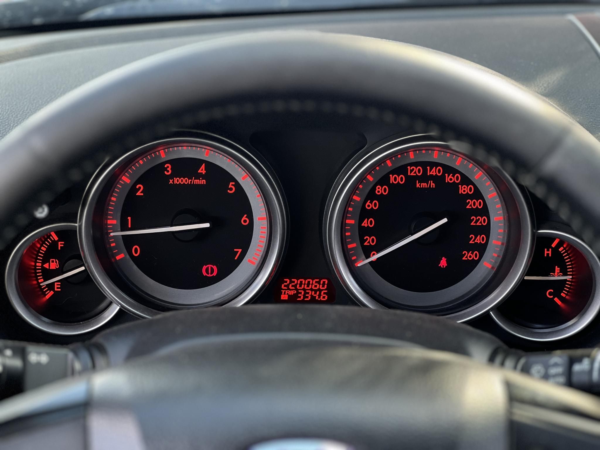 MAZDA 6 Sportkombi 2.5 GTA BOSE hifi. Gyári fényezés. Téli-nyári garnitúra. 1.5T horog!
