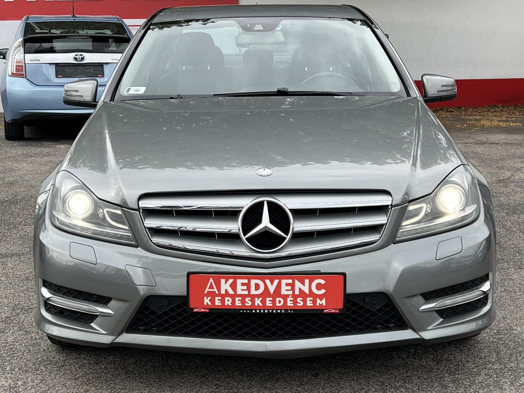 MERCEDES-BENZ C 220 CDI BlueEFFICIENCY Avantgarde (Automata) AMG csomag. Téli-nyári garnitúra. Álomszép beltér!