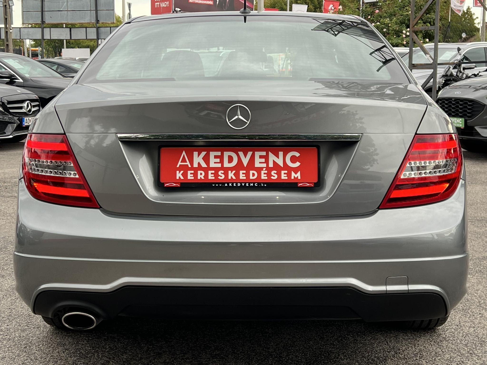MERCEDES-BENZ C 220 CDI BlueEFFICIENCY Avantgarde (Automata) AMG csomag. Téli-nyári garnitúra. Álomszép beltér!