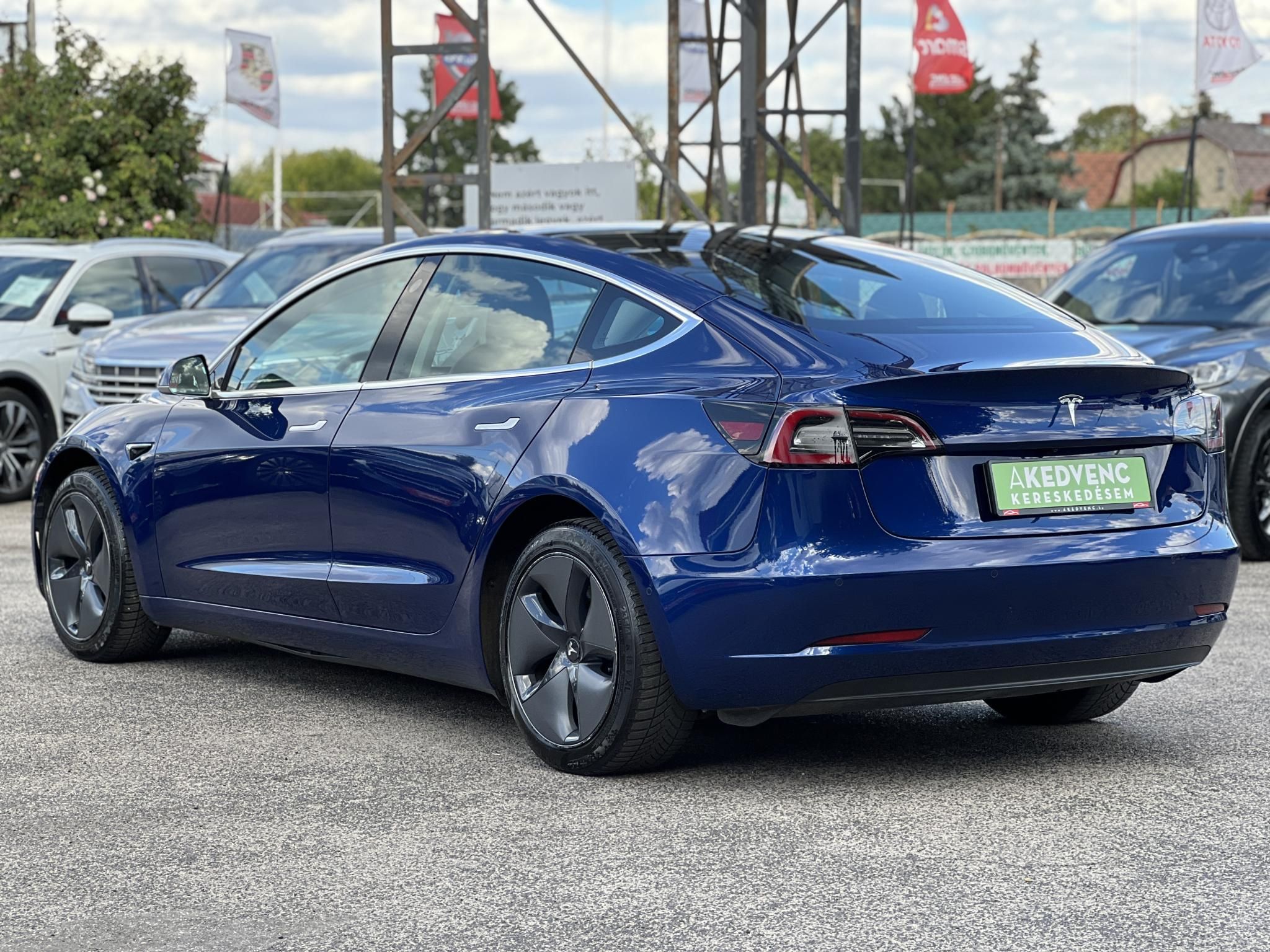 TESLA MODEL 3 Standard Range Plus Aut 123e km. garanciális akkumulátor és hajtás. magyar rendszámos!