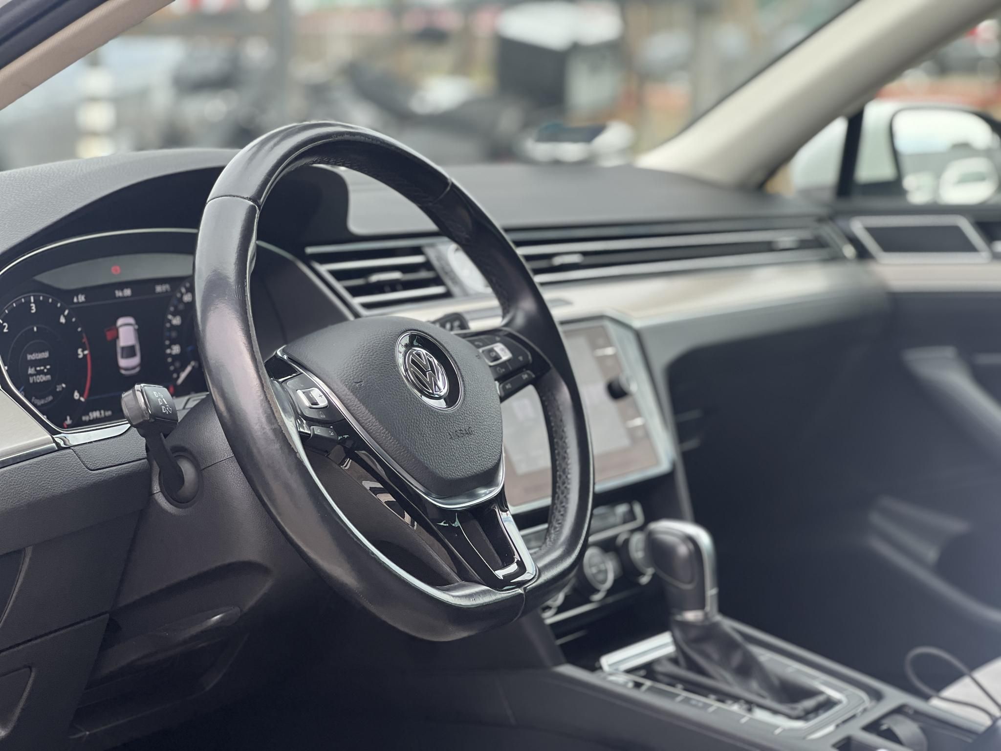 VOLKSWAGEN PASSAT VIII 2.0 TDI BMT SCR Comfortline DSG Magyarországi. Gyári fényezés. Végig vezetett szervizkönyv!