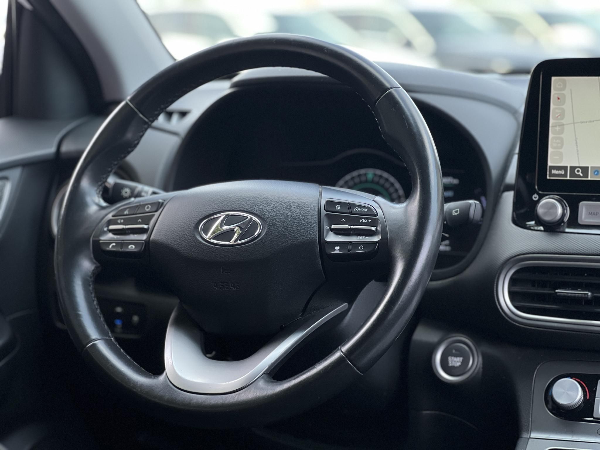 HYUNDAI KONA EV 64kWh Comfort 400+km hatótáv