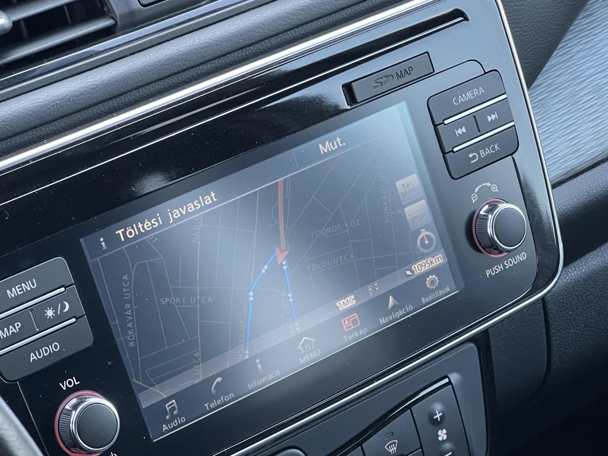 NISSAN LEAF N-Connecta 40kWh (Automata) 59e km. 360 kamera. első-hátsó ülésfűtés. kormányfűtés. CARPLAY!