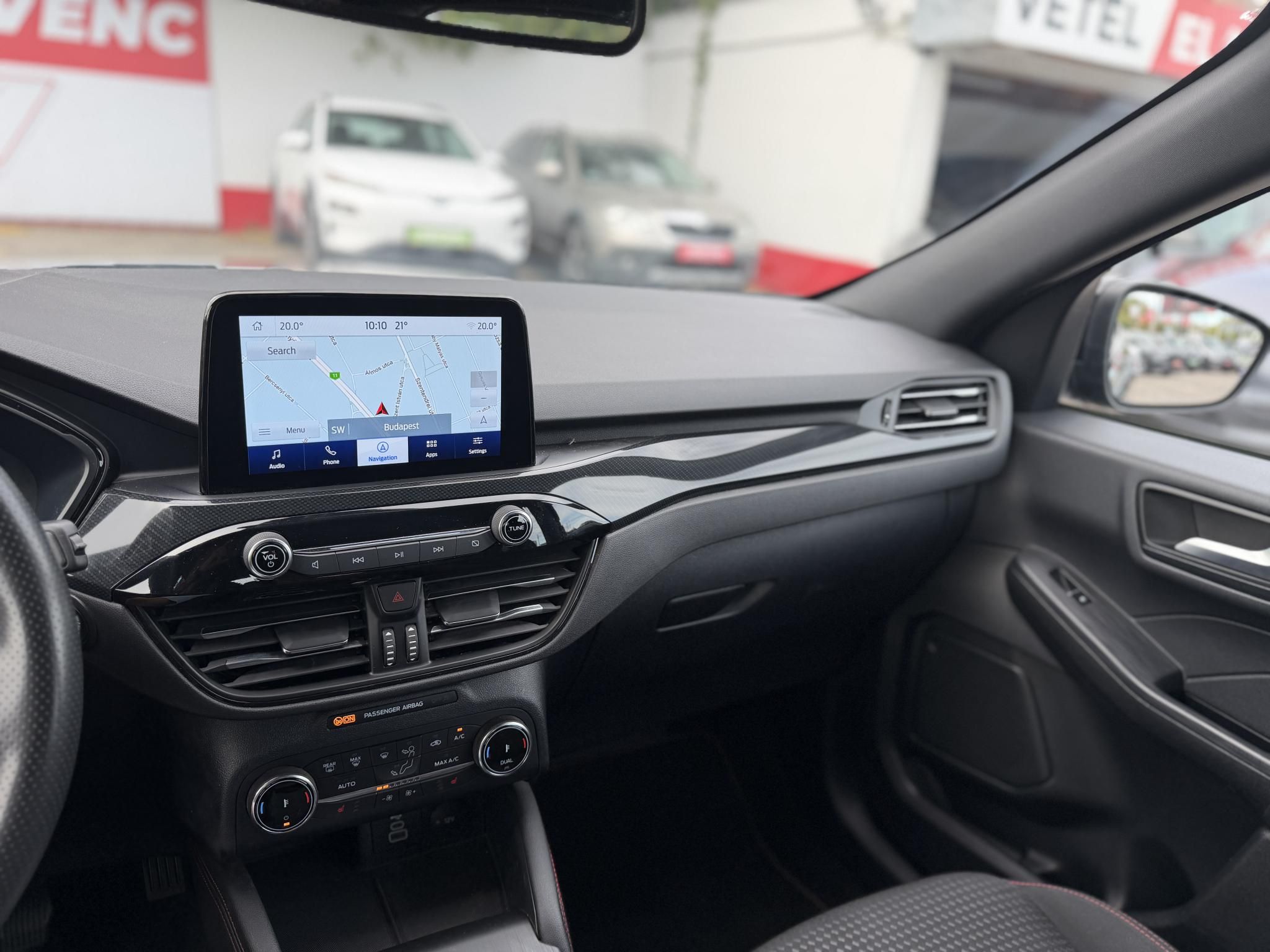 FORD KUGA 2.5 PHEV Freedom CVT 103e km. 70 km elektromos hatótáv. kamera. ülésfűtés. vonóhorog. CARPLAY!