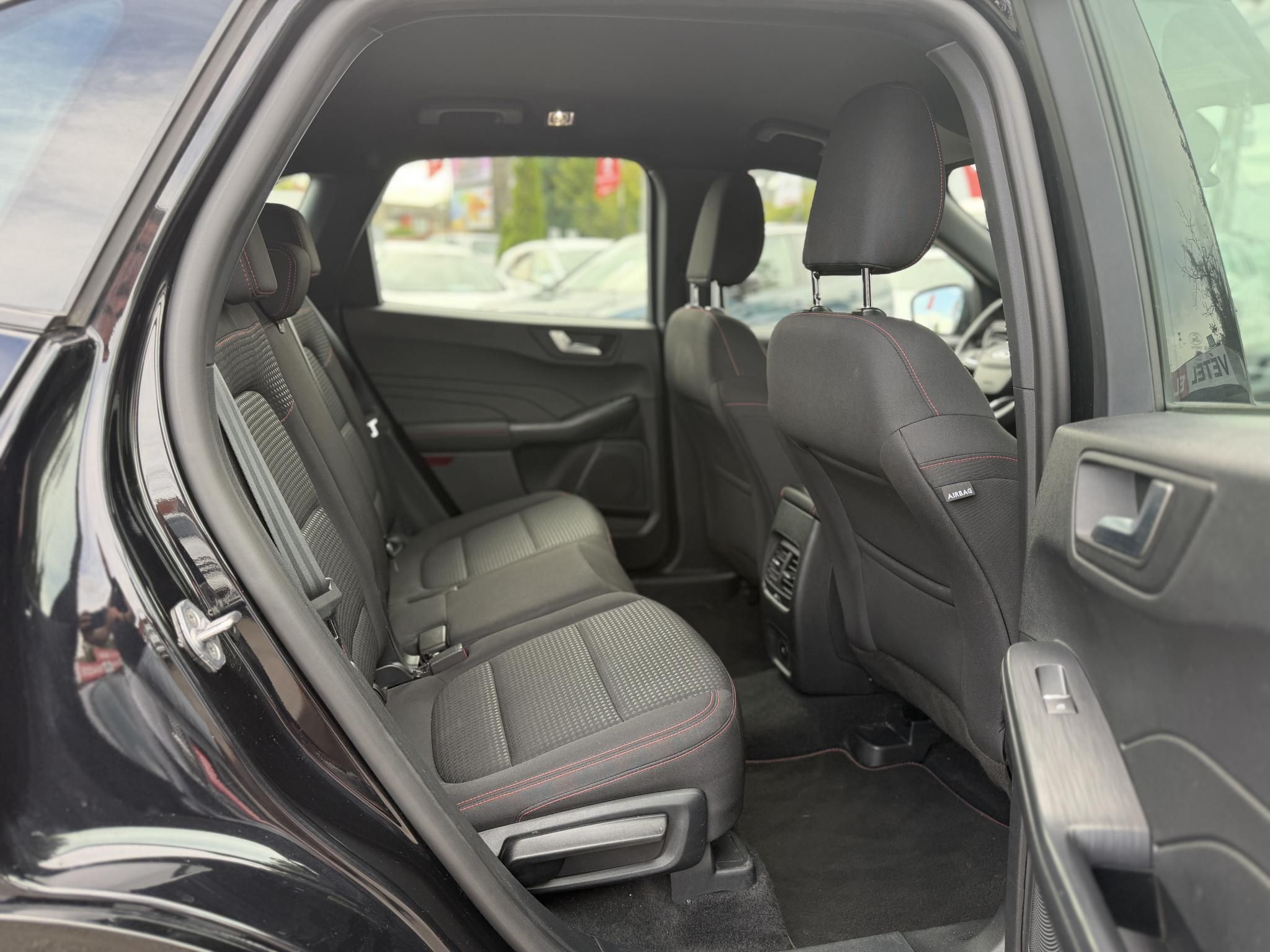 FORD KUGA 2.5 PHEV Freedom CVT 103e km. 70 km elektromos hatótáv. kamera. ülésfűtés. vonóhorog. CARPLAY!