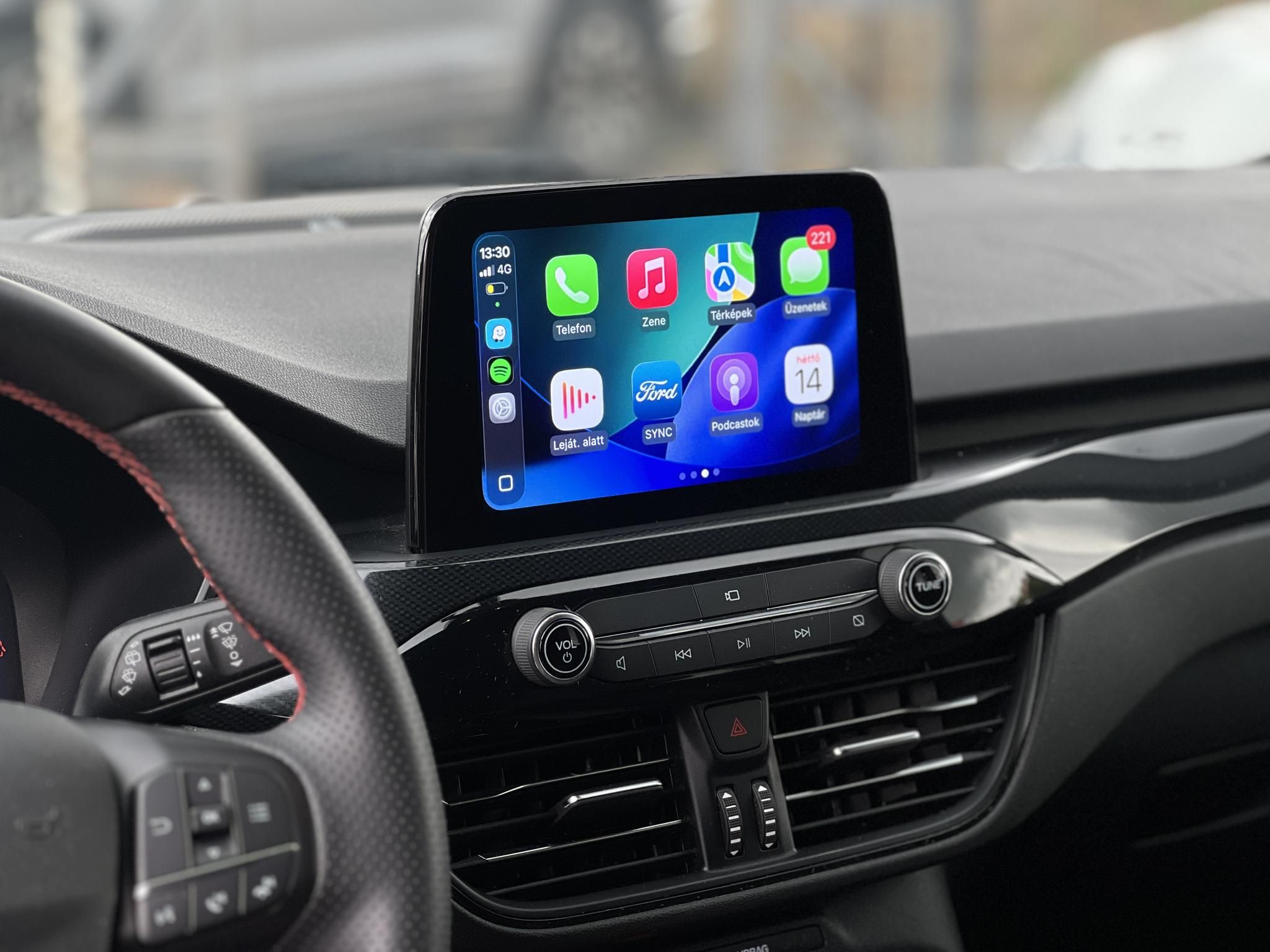 FORD KUGA 2.5 PHEV ST-Line X CVT 85e km. Carplay