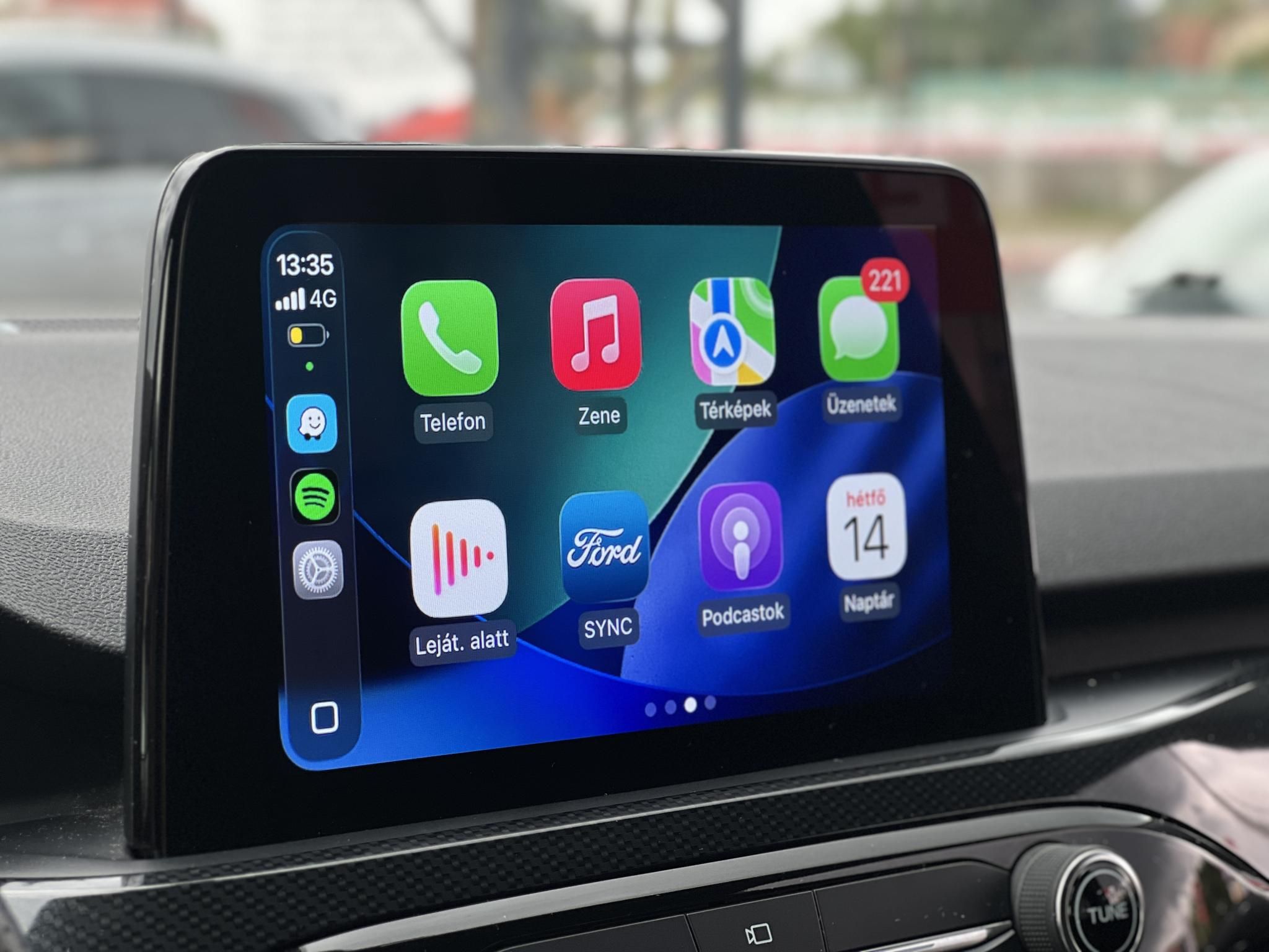 FORD KUGA 2.5 PHEV ST-Line X CVT 85e km. Carplay