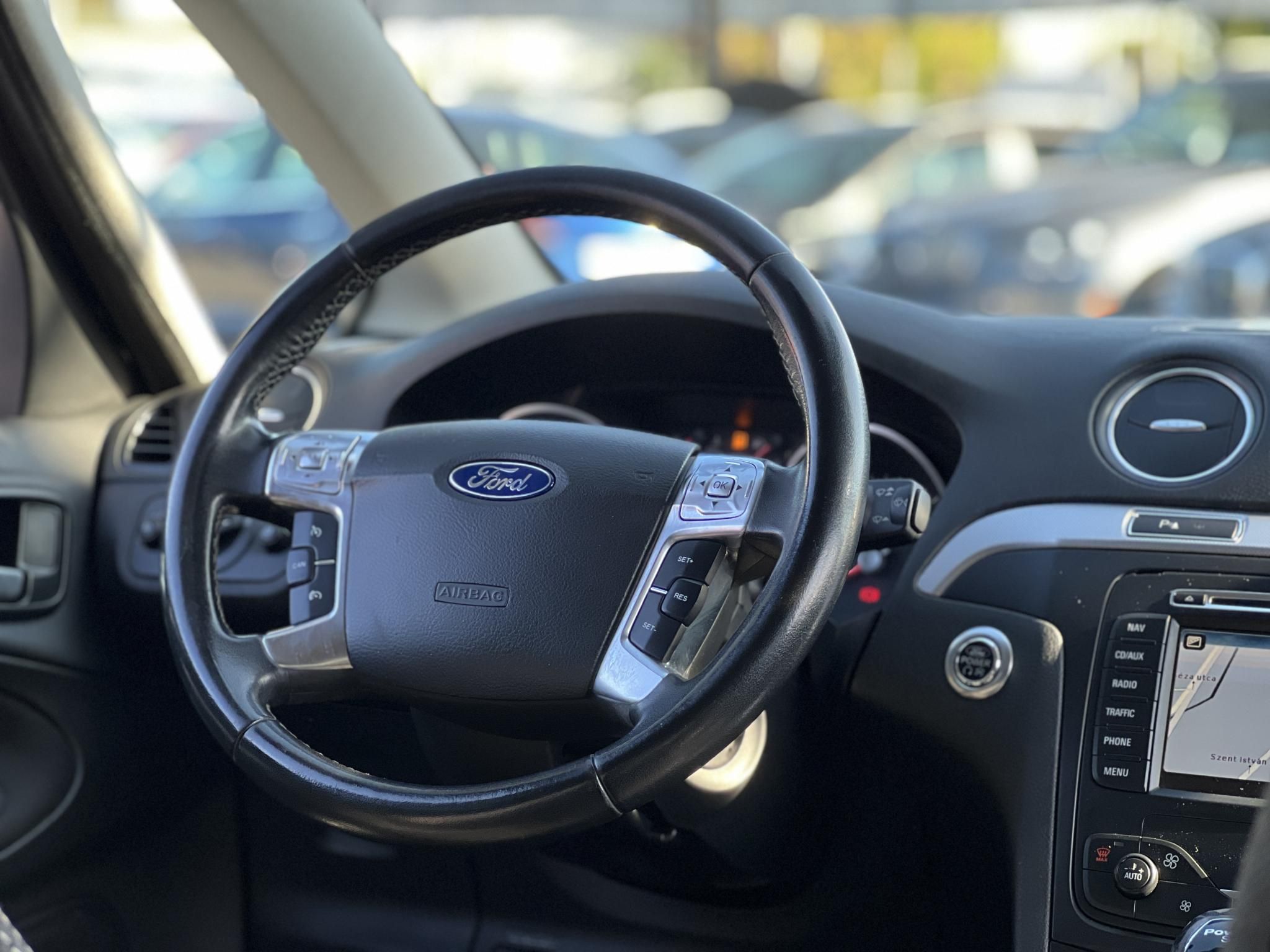 FORD S-MAX 2.0 TDCi Business Powershift
