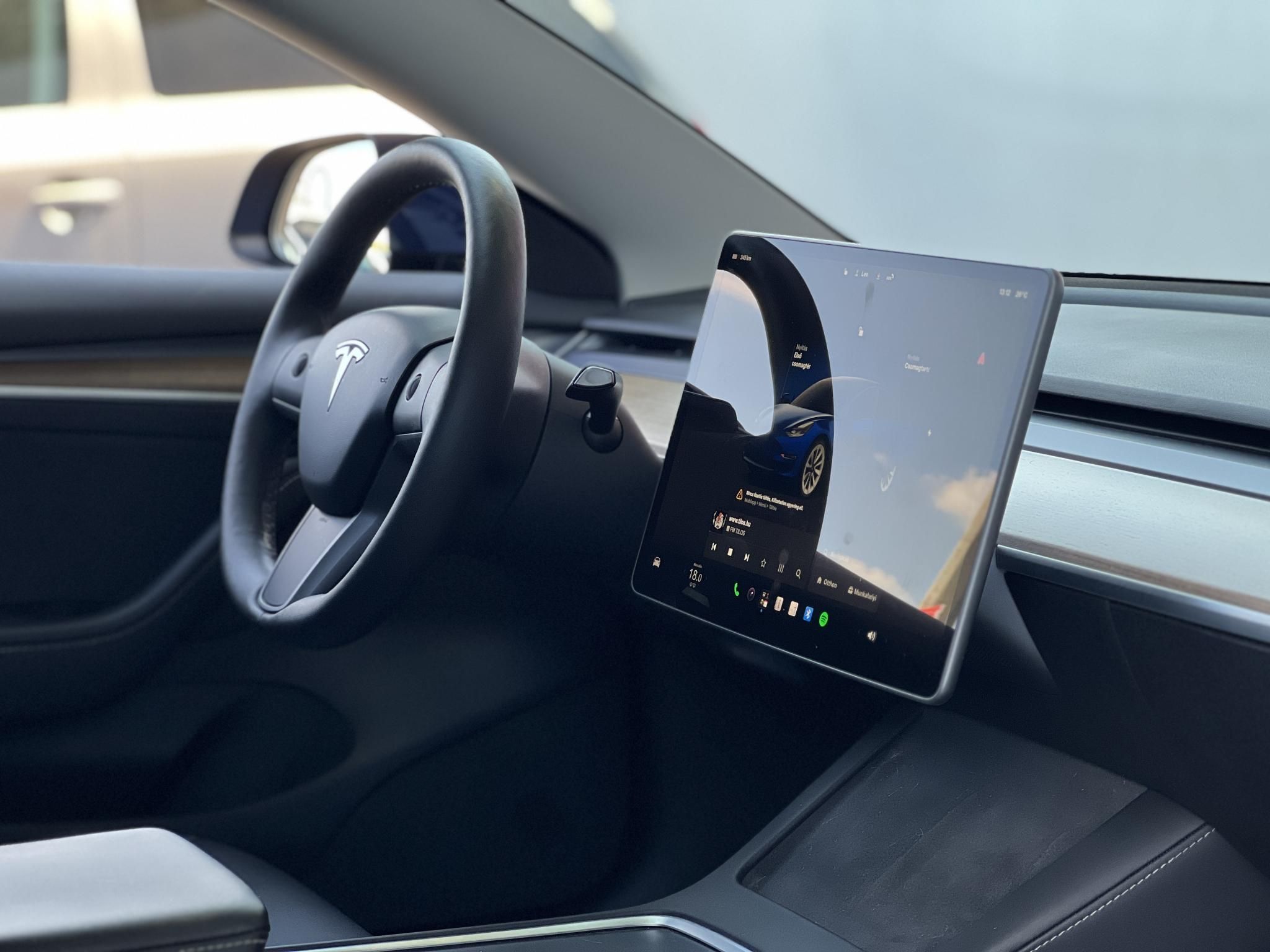 TESLA MODEL 3 Long Range AWD (Automata) 112e km. FSD. mátrix LED. AMD Ryzen. hőszivattyú. garanciális!