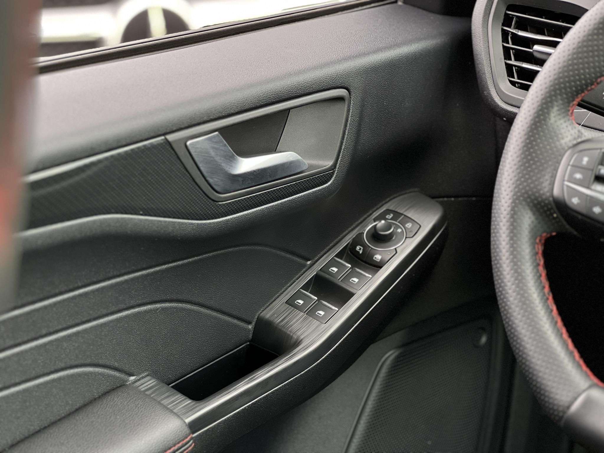 FORD KUGA 2.5 PHEV ST-Line X Graphite Tech Edition CVT panorámatető. 70 km elektromos hatótáv. Carplay