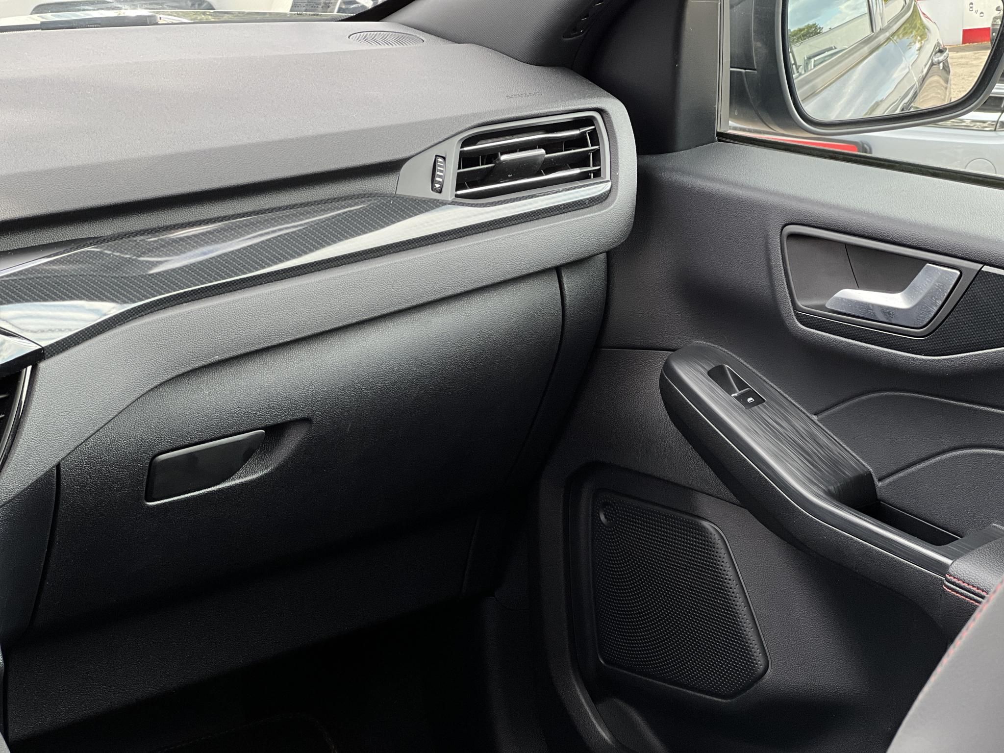 FORD KUGA 2.5 PHEV ST-Line X Graphite Tech Edition CVT panorámatető. 70 km elektromos hatótáv. Carplay
