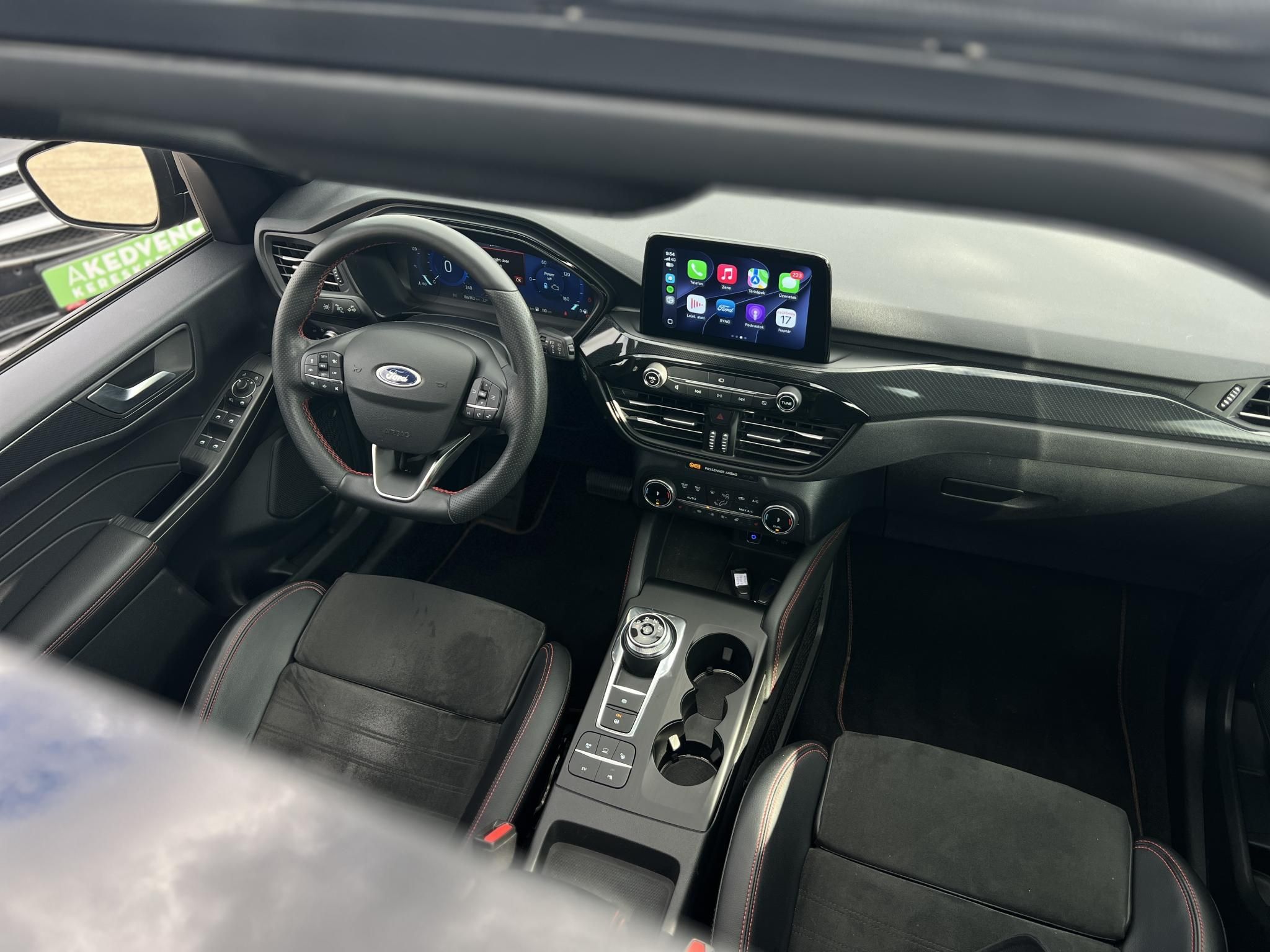 FORD KUGA 2.5 PHEV ST-Line X Graphite Tech Edition CVT panorámatető. 70 km elektromos hatótáv. Carplay