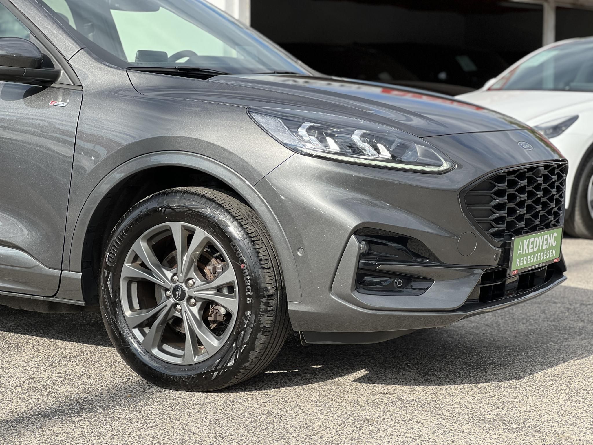 FORD KUGA 2.5 PHEV ST-Line X Graphite Tech Edition CVT panorámatető. 70 km elektromos hatótáv. Carplay