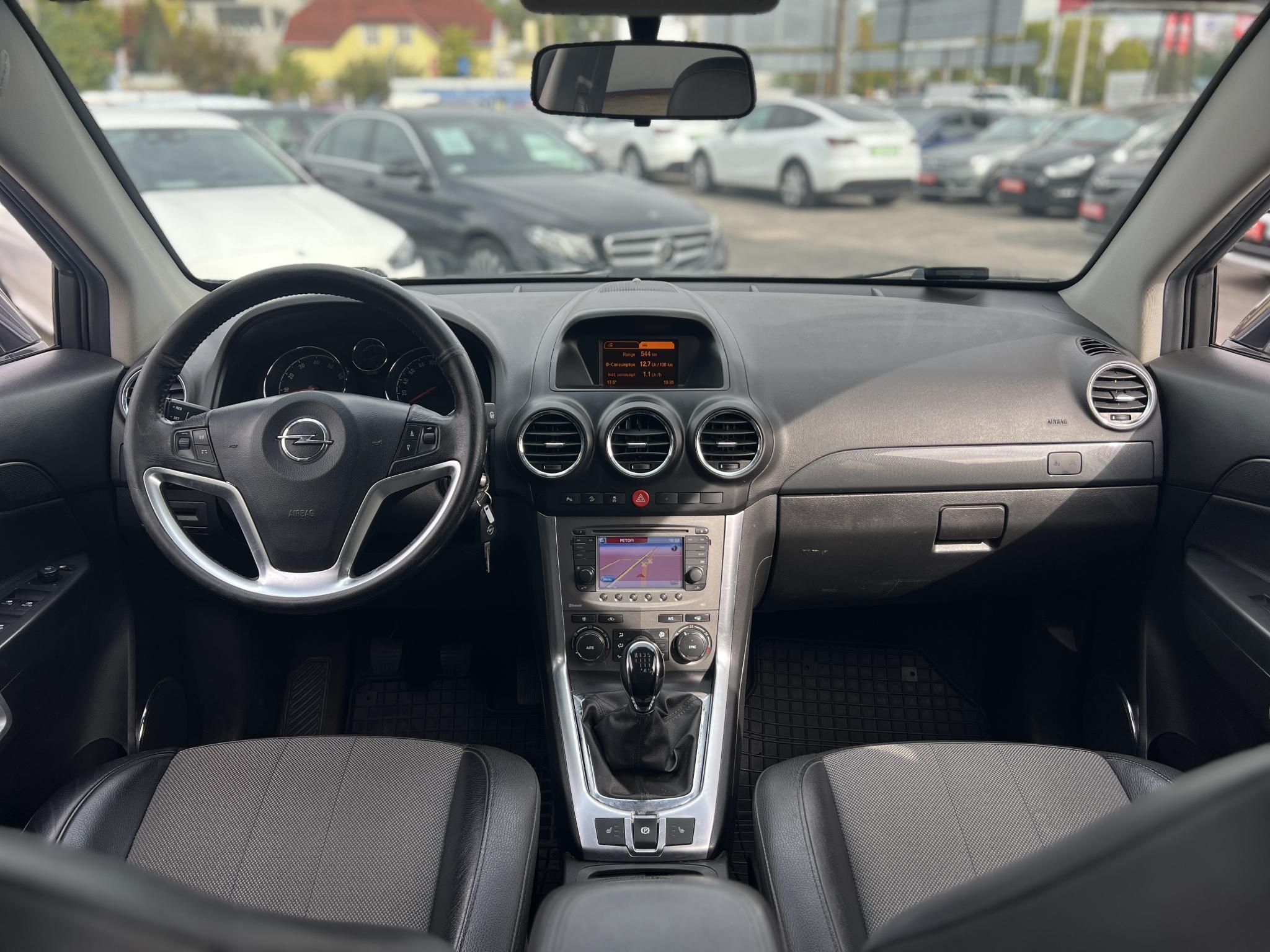 OPEL ANTARA 2.4 Enjoy Plus Magyarországi. Gyári fényezés. Végig vezetett szervizkönyv!
