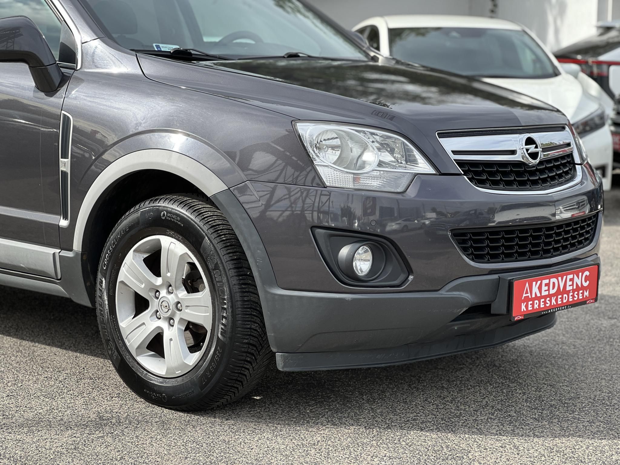 OPEL ANTARA 2.4 Enjoy Plus Magyarországi. Gyári fényezés. Végig vezetett szervizkönyv!