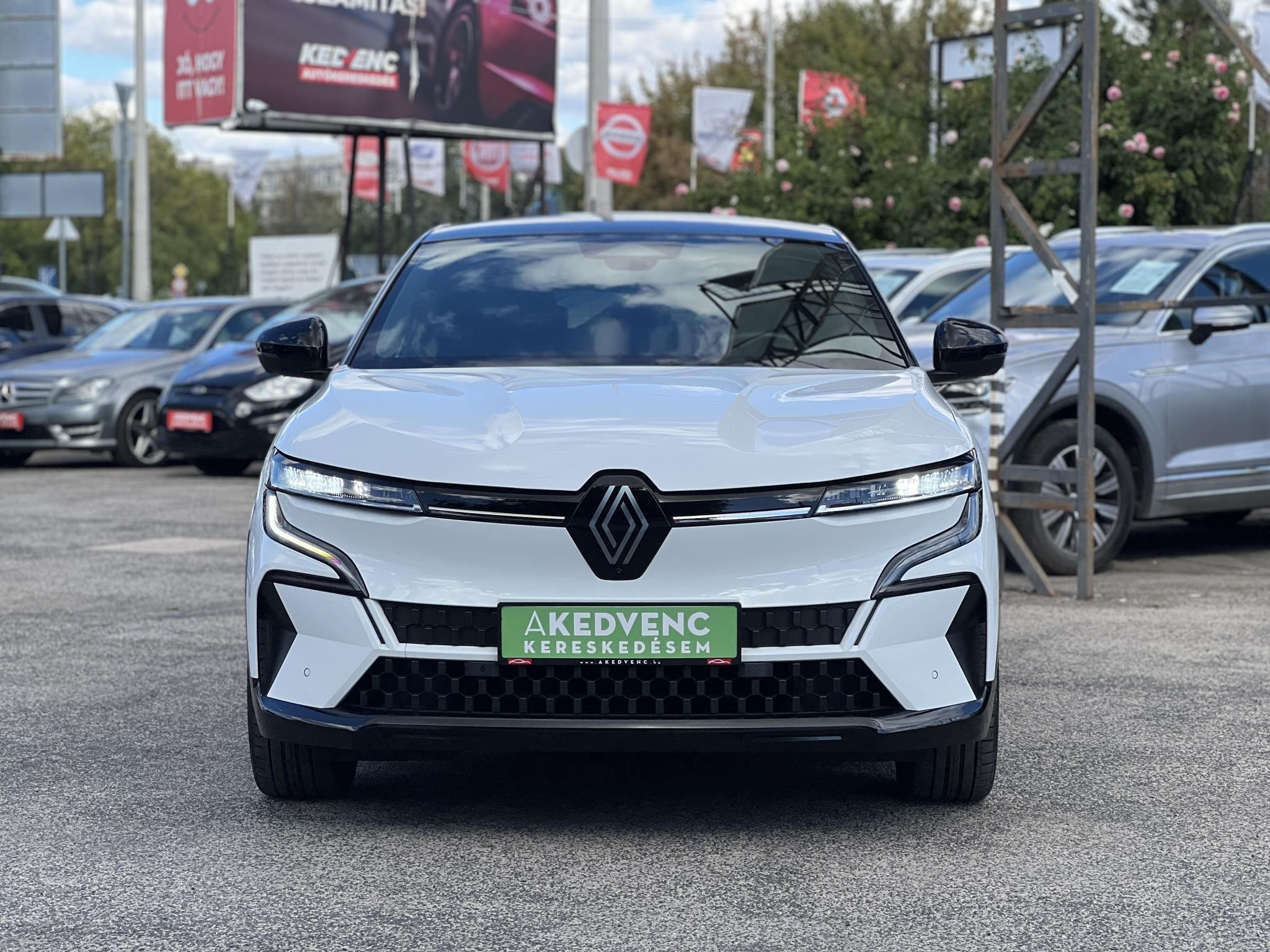 RENAULT MEGANE E-Tech electric EV60 Iconic