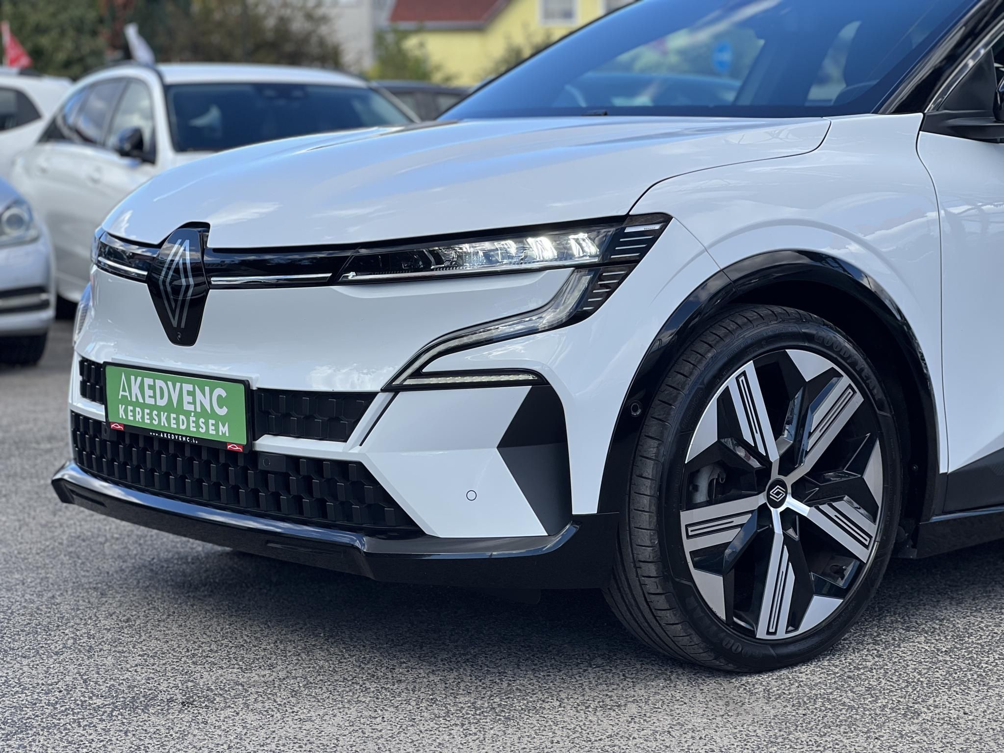 RENAULT MEGANE E-Tech electric EV60 Iconic