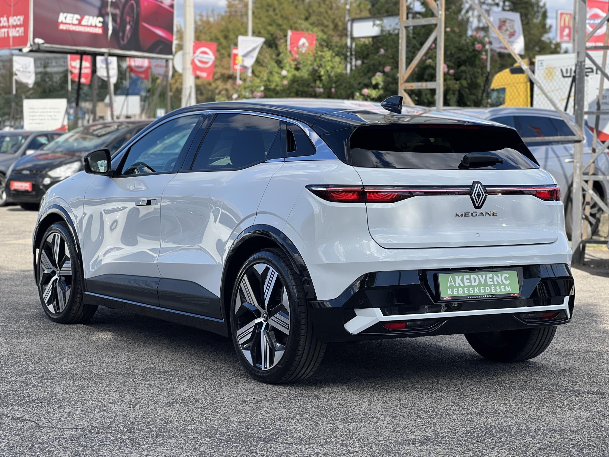 RENAULT MEGANE E-Tech electric EV60 Iconic