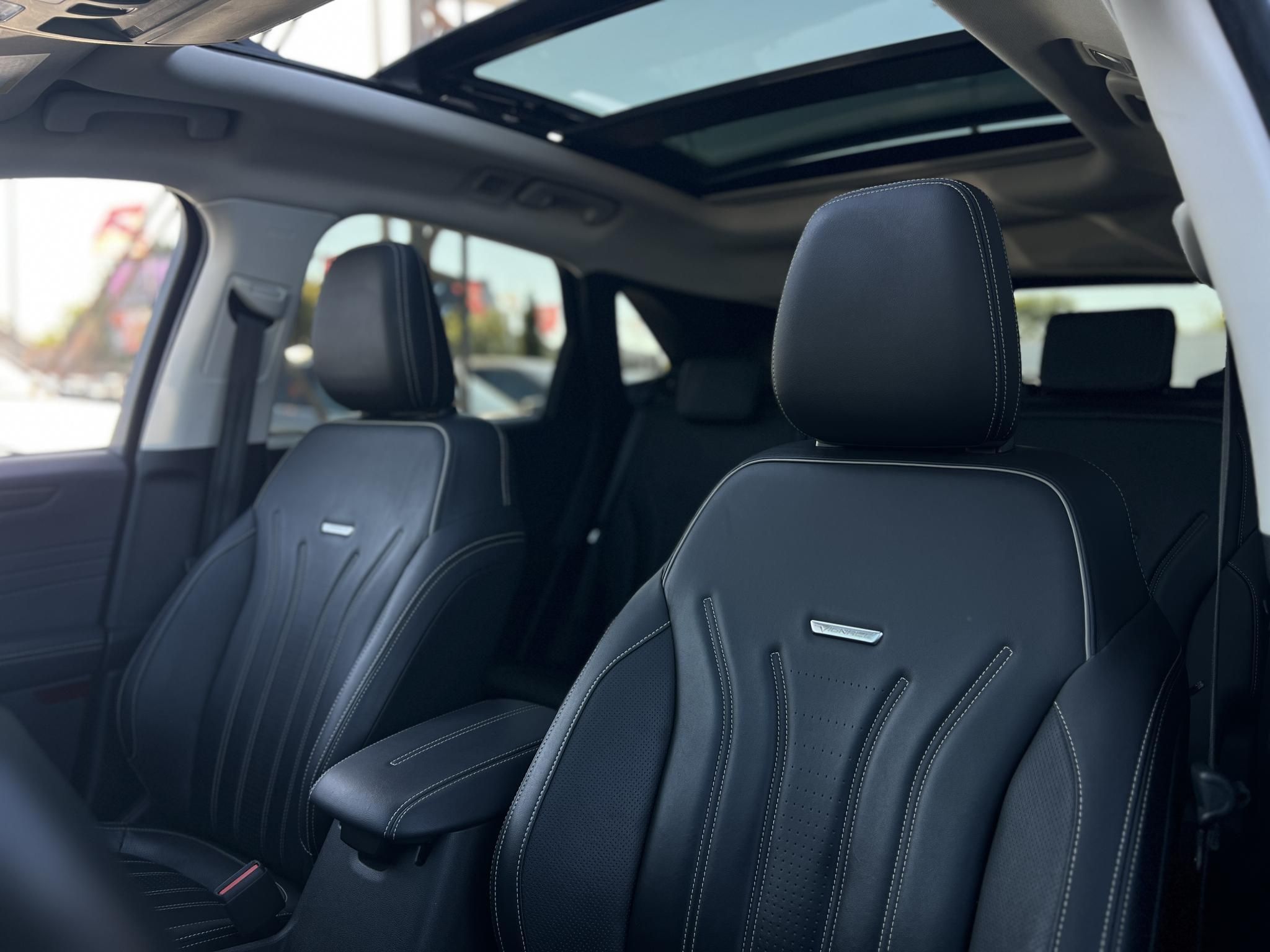 FORD KUGA 2.5 PHEV Vignale CVT 70 km elektromos hatótáv. panorámatető. memória. CARPLAY. magas felszereltség!