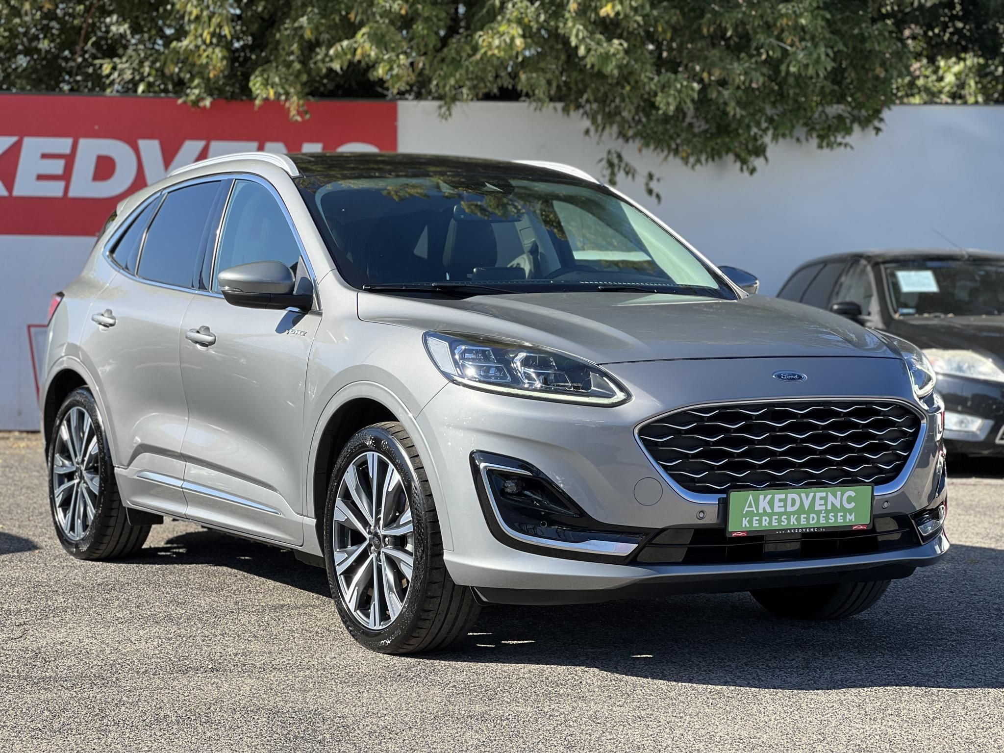 FORD KUGA 2.5 PHEV Vignale CVT 70 km elektromos hatótáv. panorámatető. memória. CARPLAY. magas felszereltség!