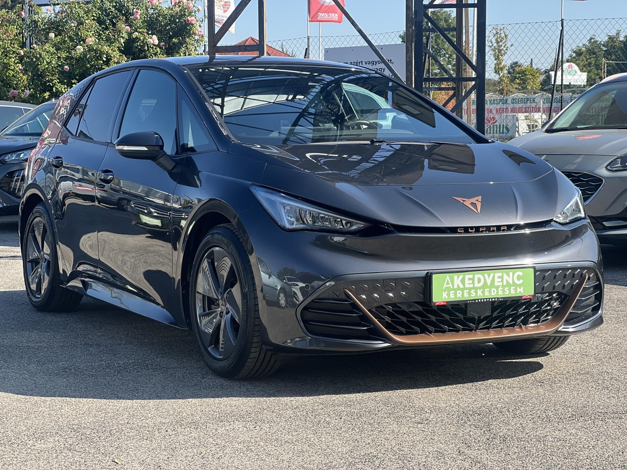CUPRA BORN 58 kWh 64e km