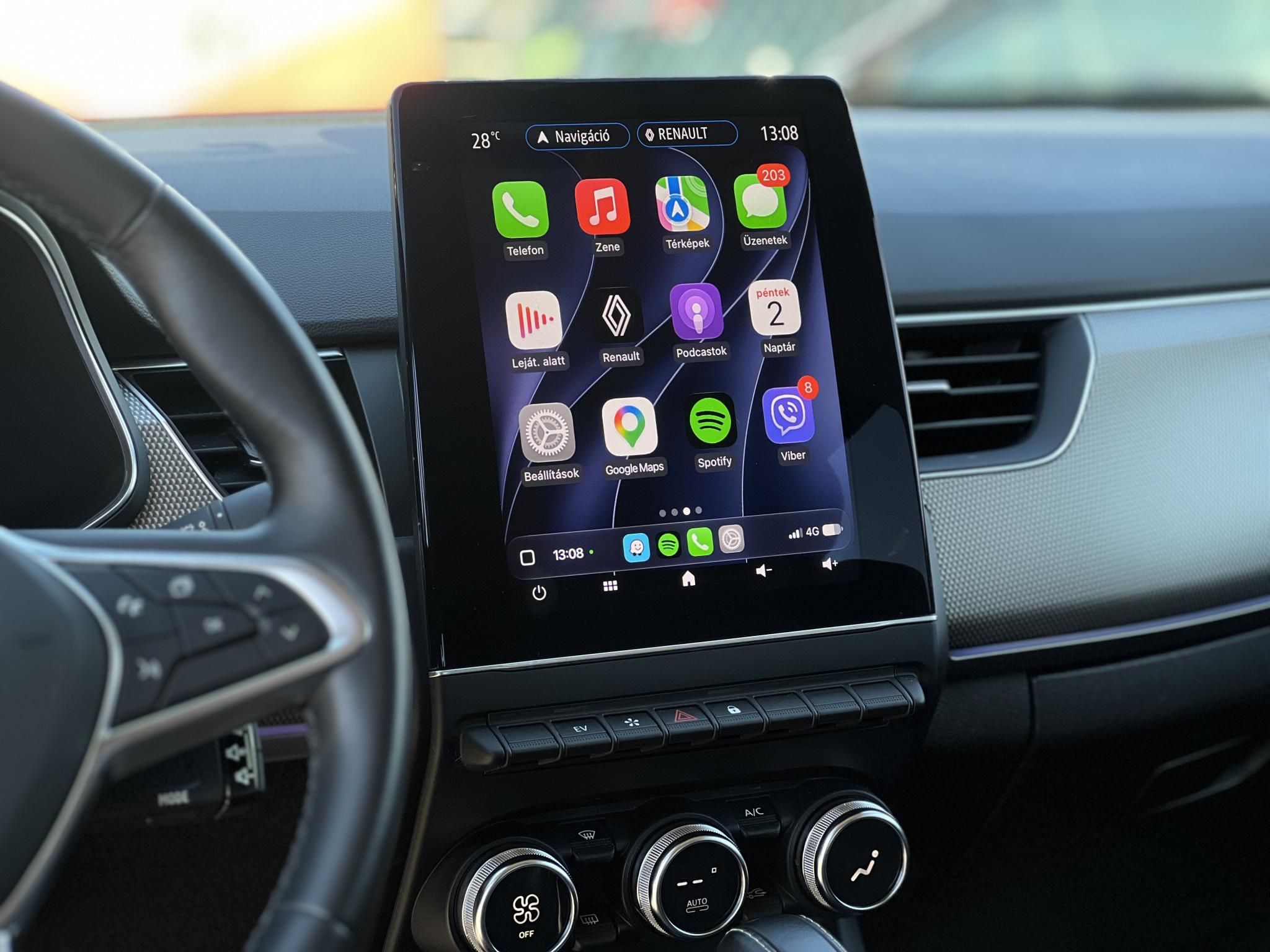 RENAULT ARKANA 1.6 E-Tech Hybrid Techno