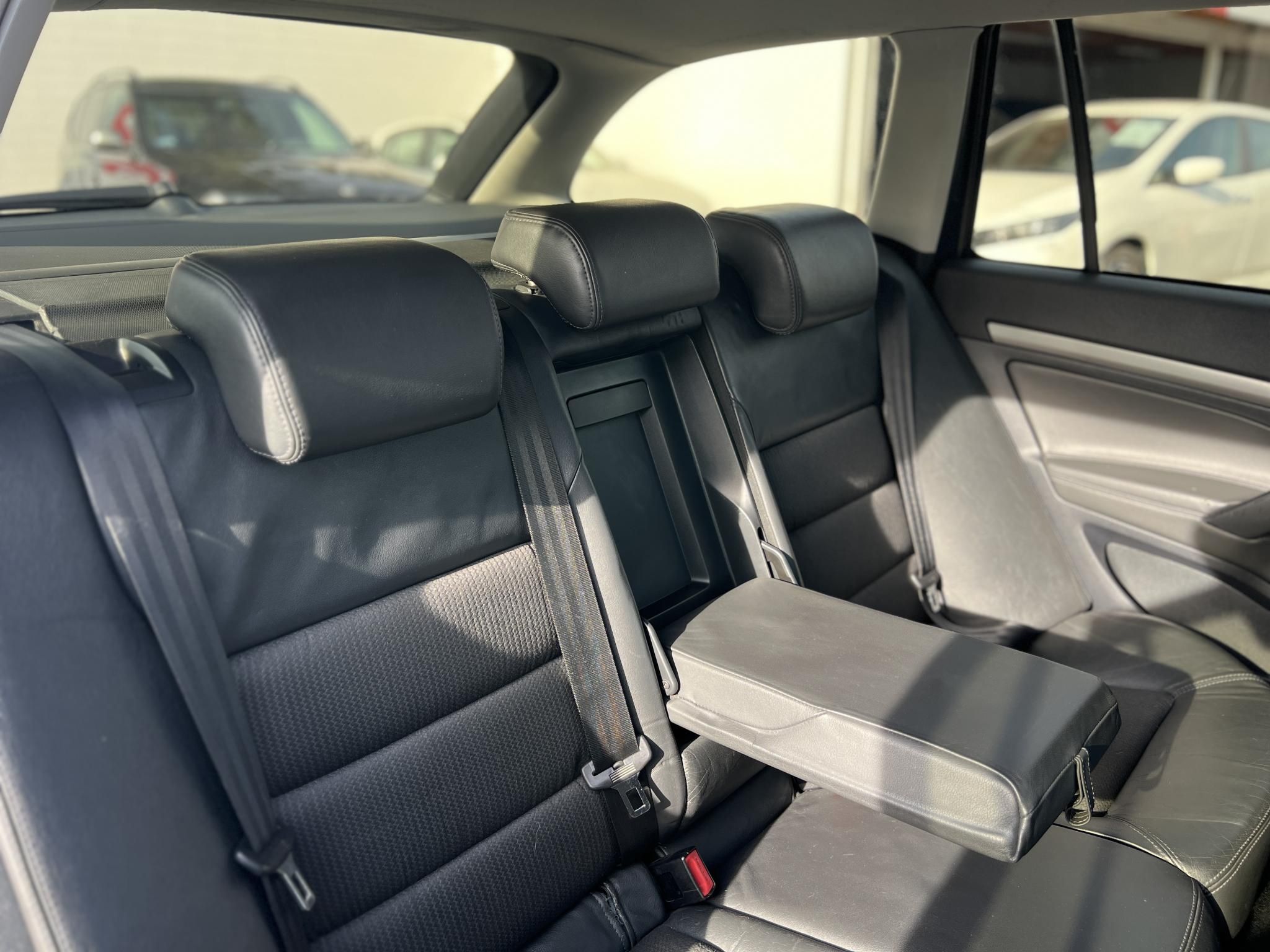 SKODA OCTAVIA Combi 2.0 CR TDI Ambiente
